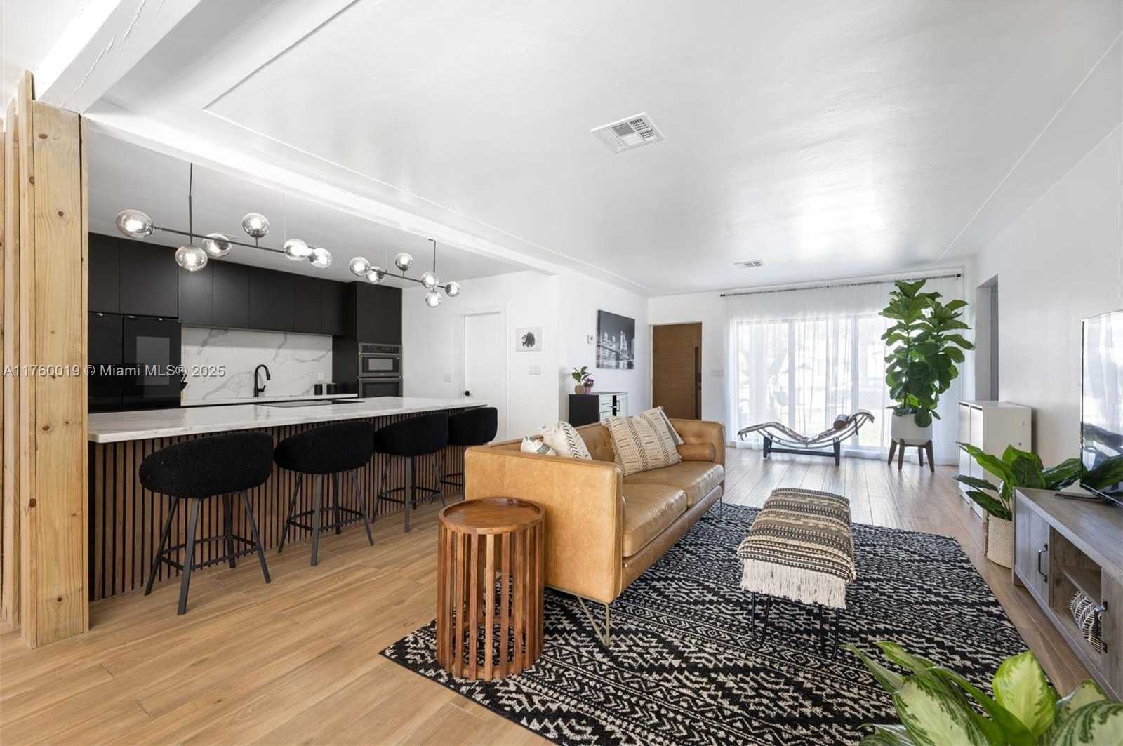 Small Image of 1370 71ST ST, Miami Beach Number 5