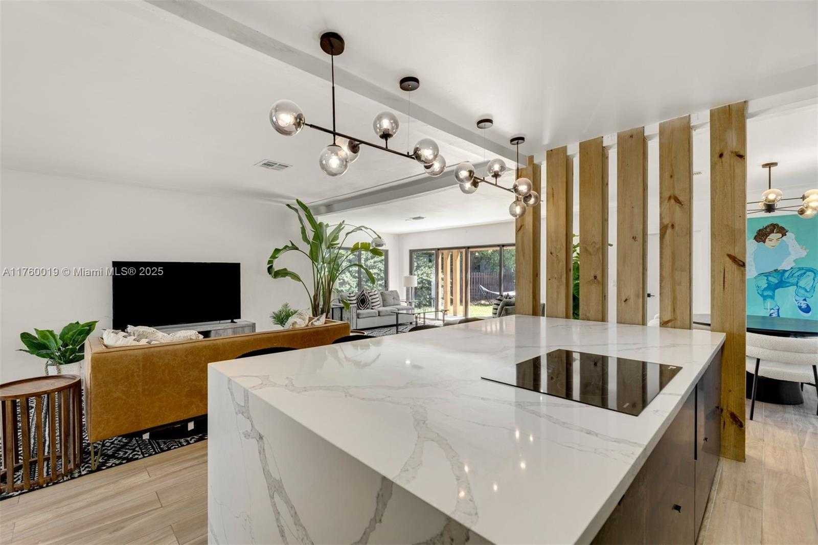 Small Image of 1370 71ST ST, Miami Beach Number 7