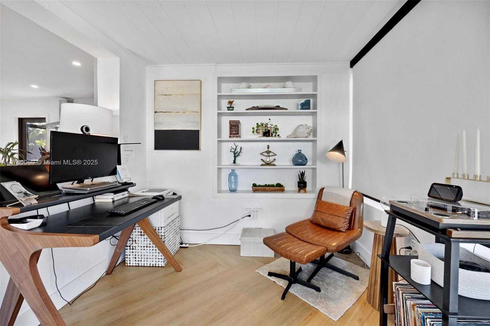 Small Image of 1114 SOUTH WEST 19TH ST, Fort Lauderdale Number 11