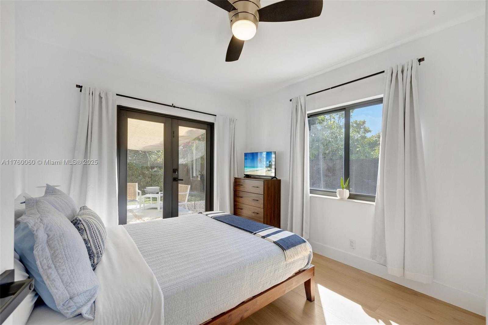 Small Image of 1114 SOUTH WEST 19TH ST, Fort Lauderdale Number 29