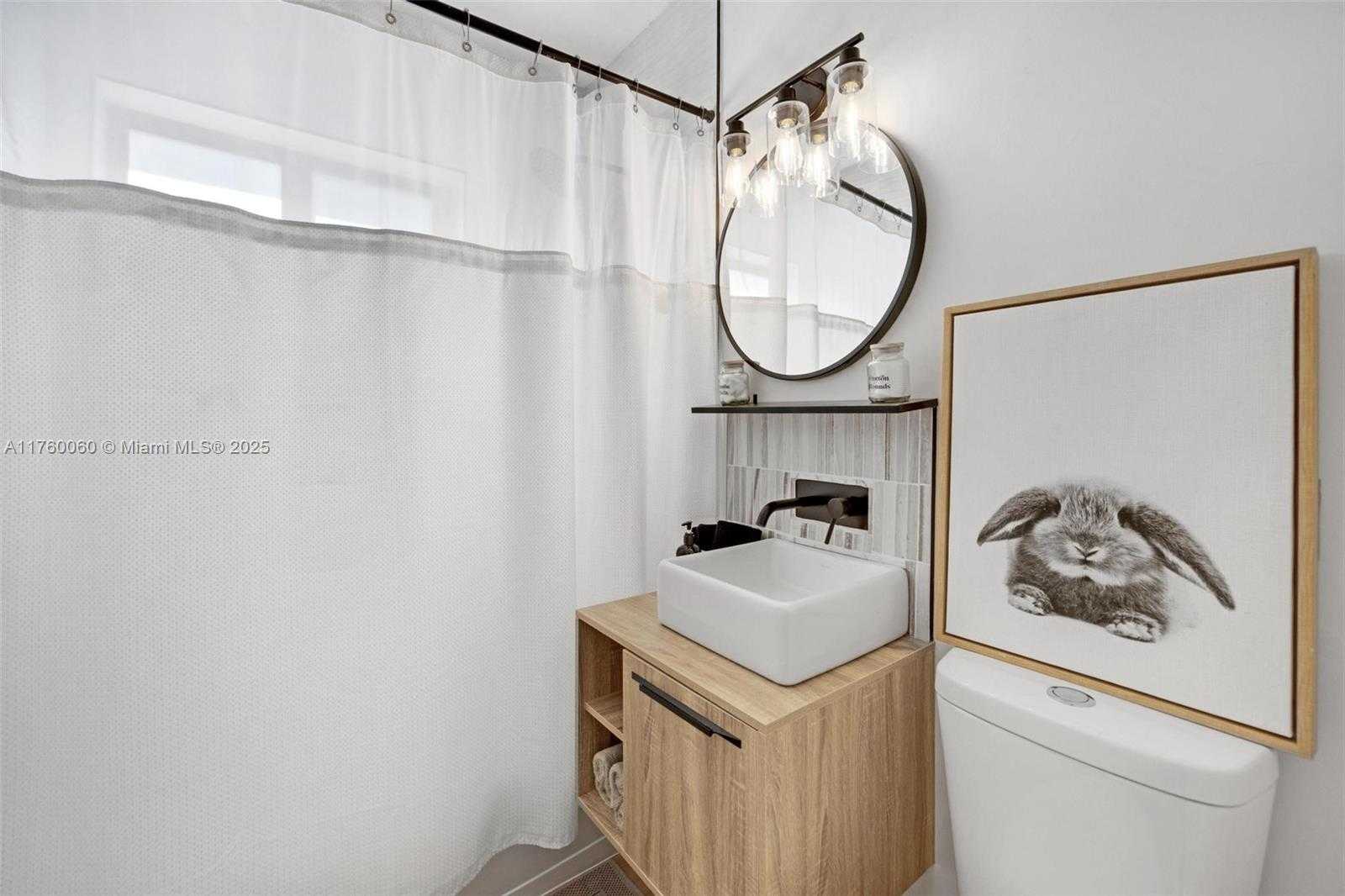 Small Image of 1114 SOUTH WEST 19TH ST, Fort Lauderdale Number 32