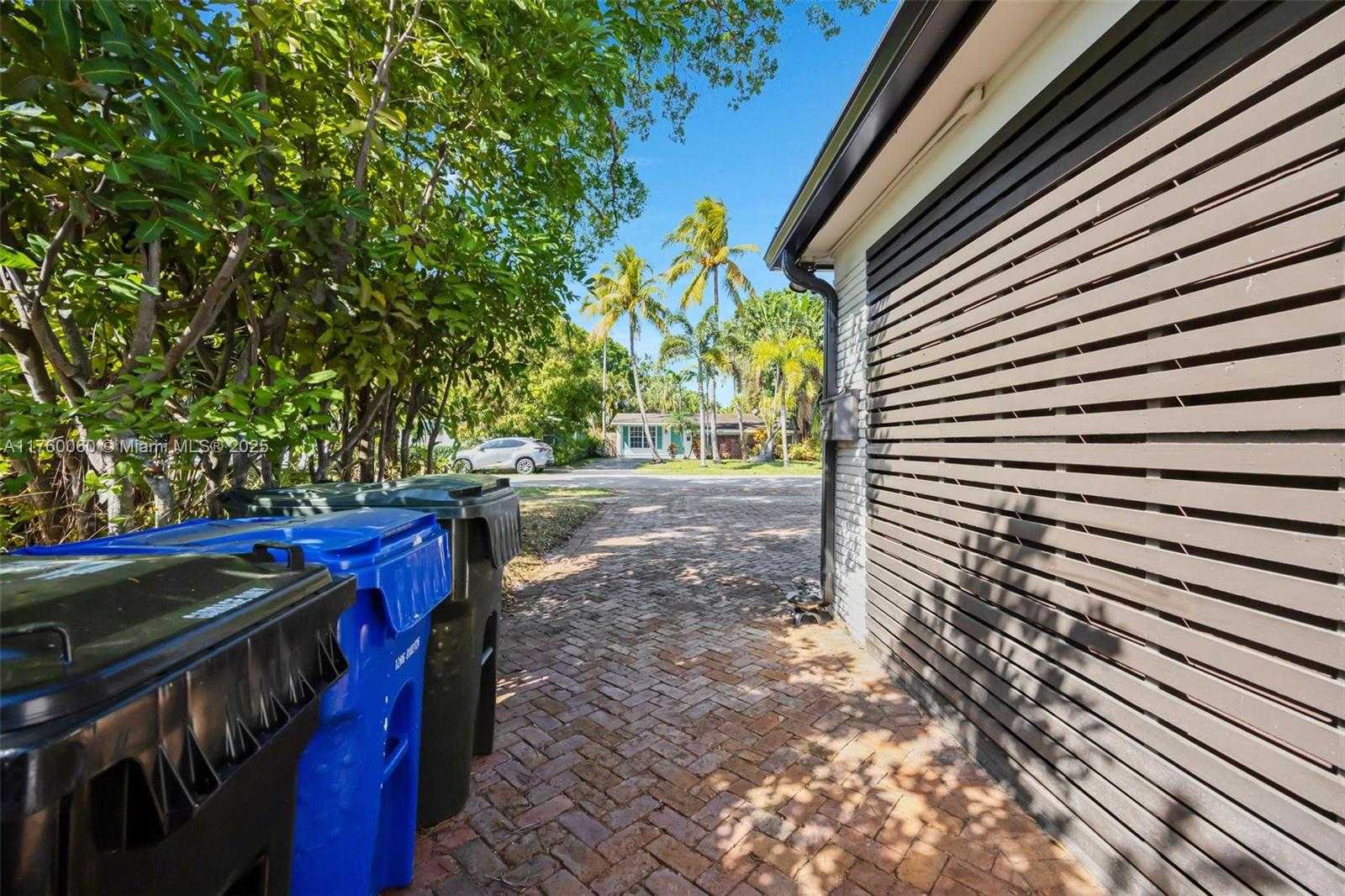 Small Image of 1114 SOUTH WEST 19TH ST, Fort Lauderdale Number 40