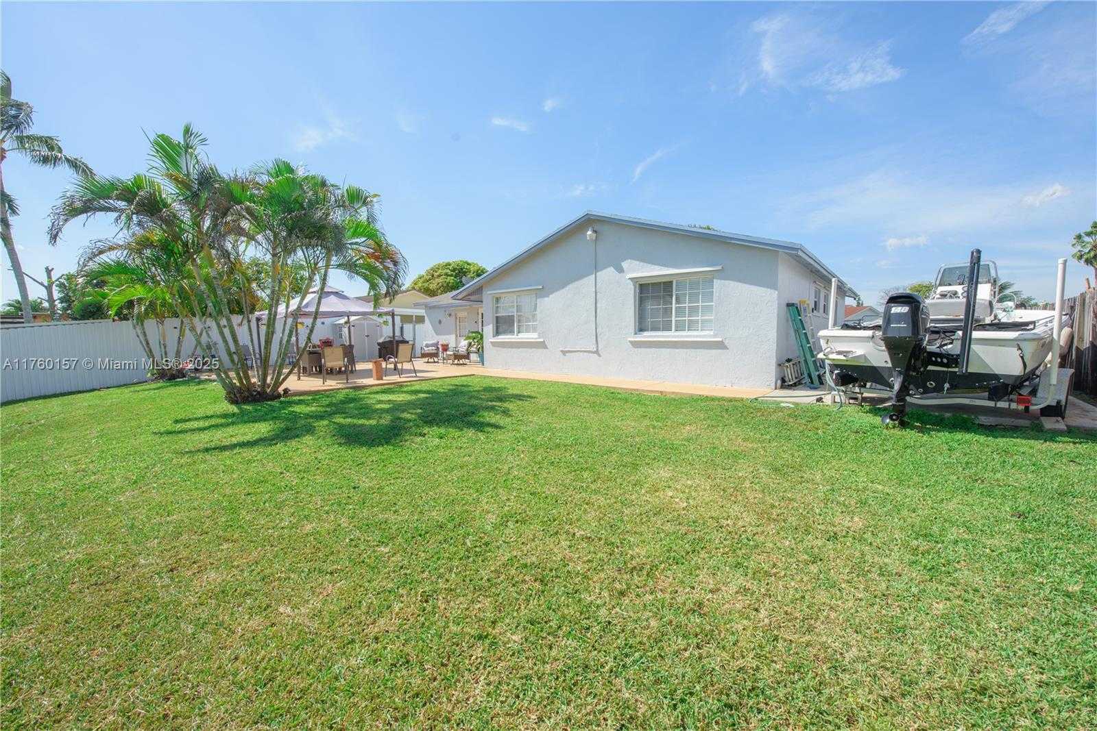 Small Image of 25631 SOUTH WEST 130TH AVE, Homestead Number 15