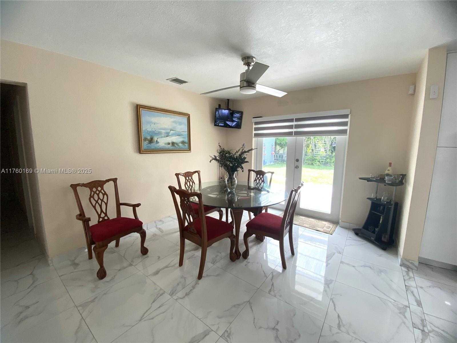 Small Image of 4410 NORTH WEST 174TH DR, Miami Gardens Number 10