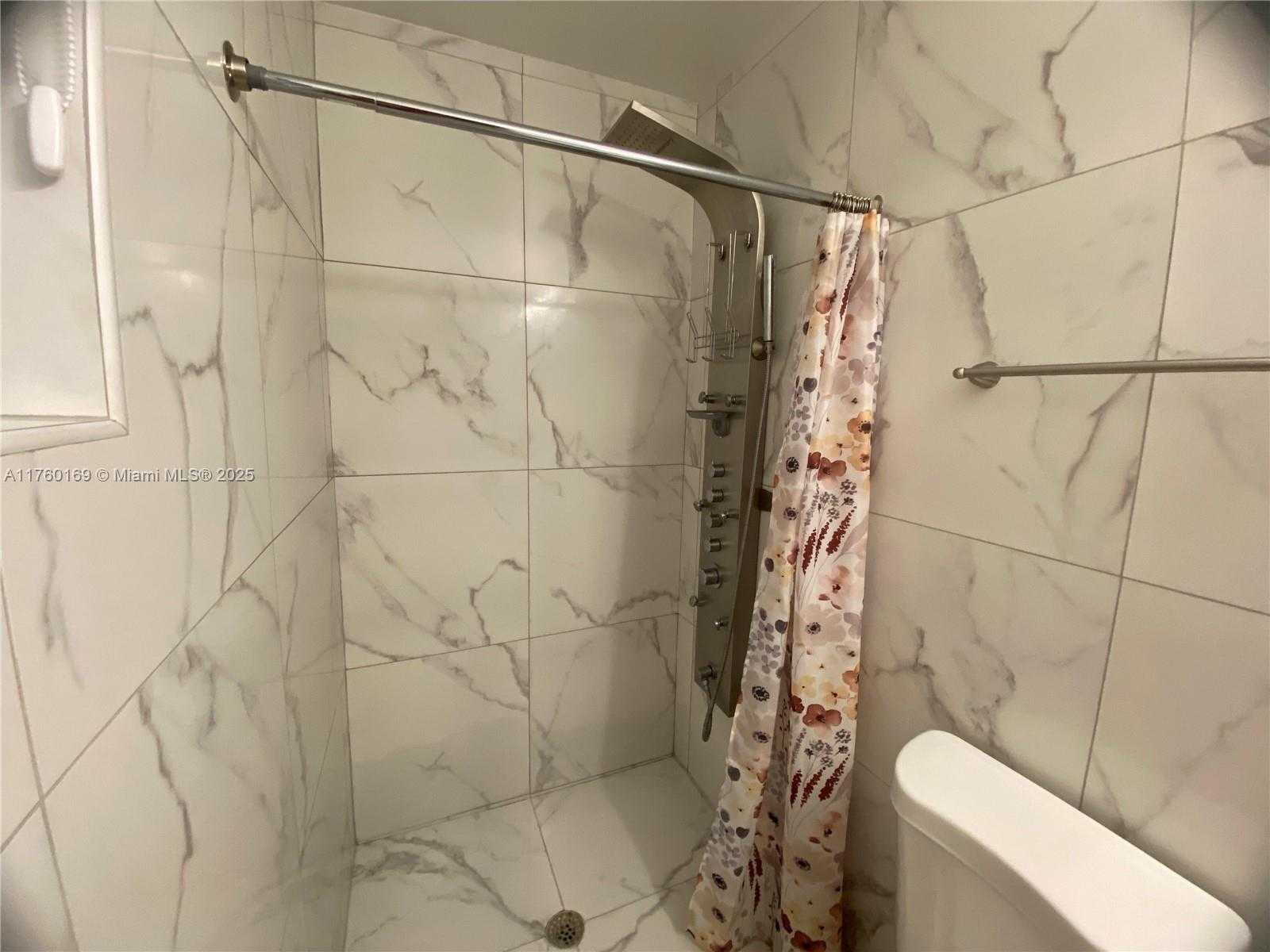 Small Image of 4410 NORTH WEST 174TH DR, Miami Gardens Number 12
