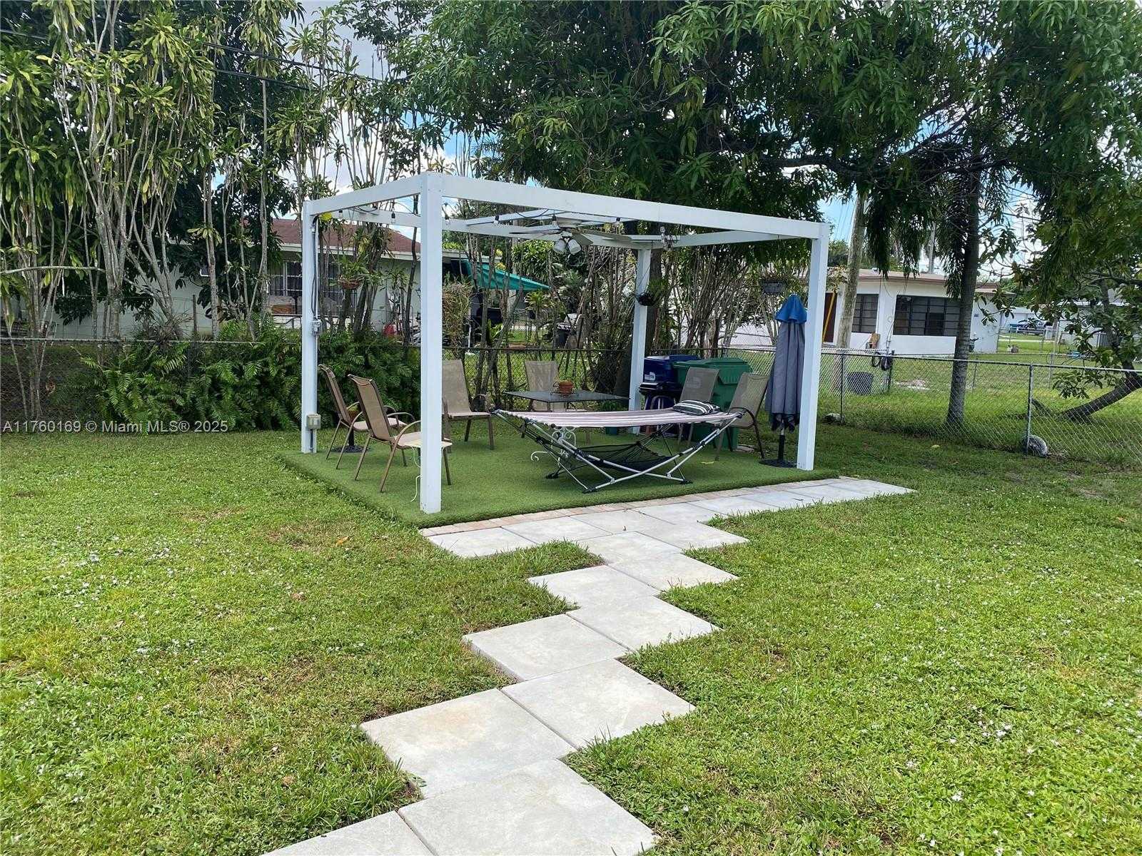 Small Image of 4410 NORTH WEST 174TH DR, Miami Gardens Number 21