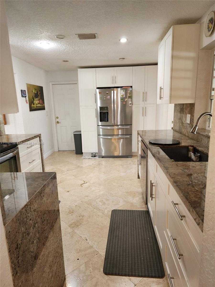 Small Image of 5001 NORTH WEST 50TH ST, Tamarac Number 11