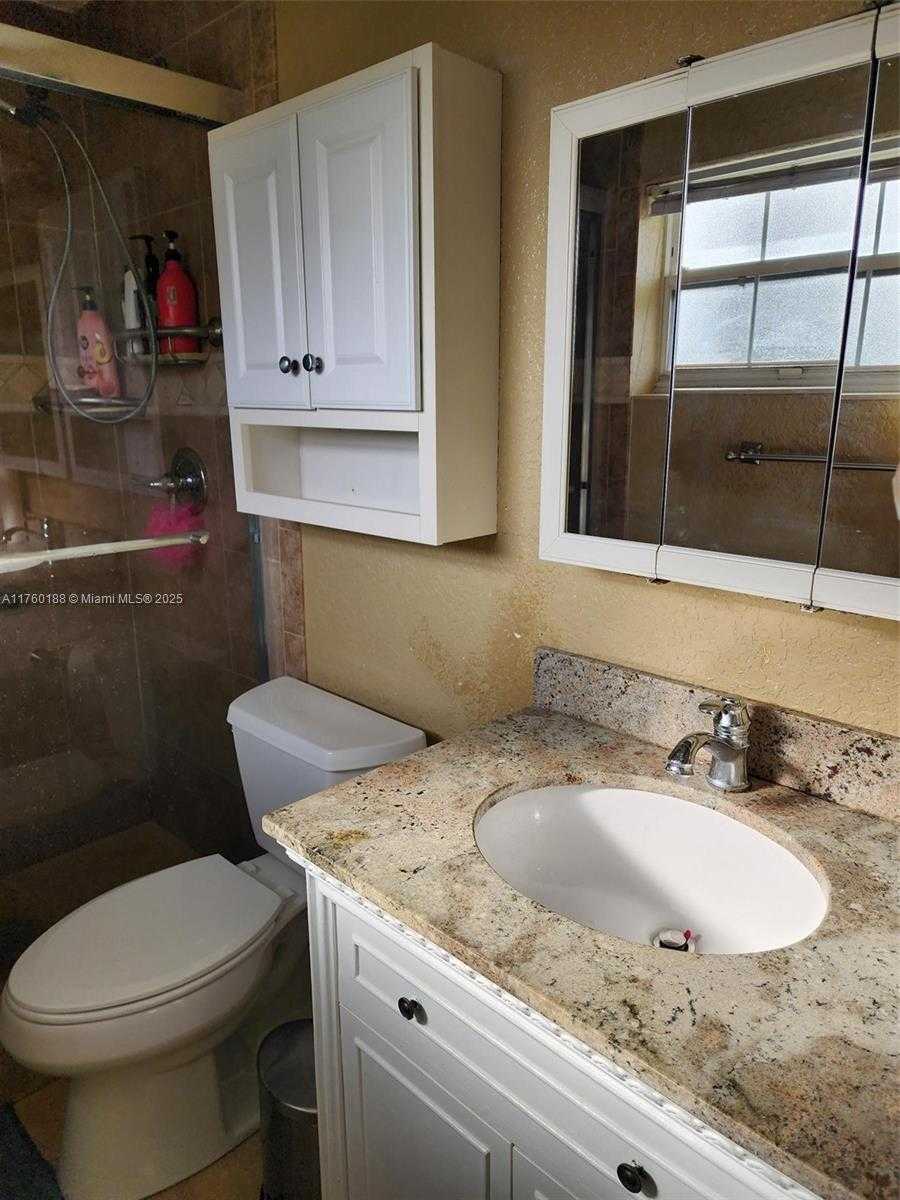 Small Image of 5001 NORTH WEST 50TH ST, Tamarac Number 14