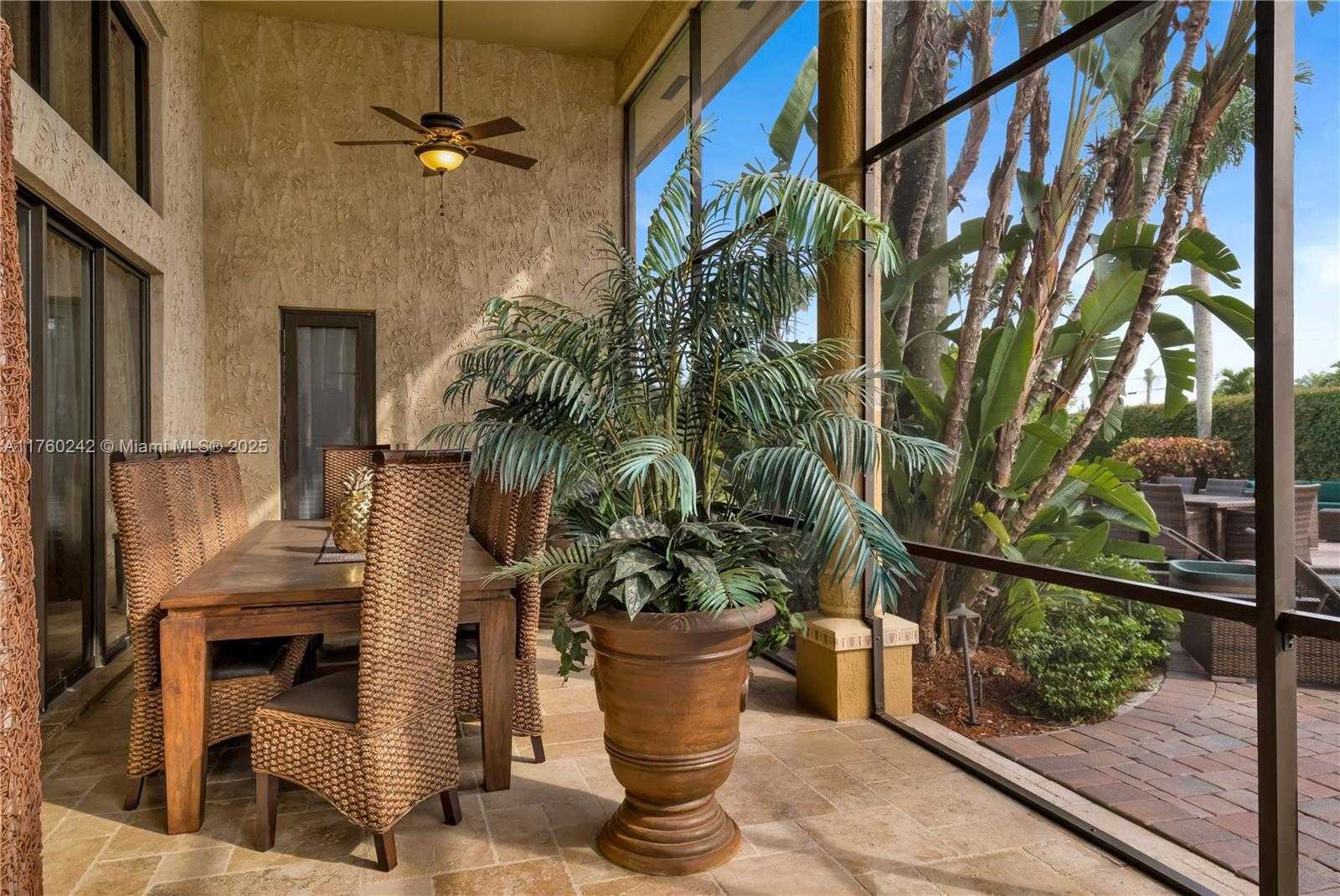 Small Image of 29482 SOUTH WEST 193RD CT, Homestead Number 21