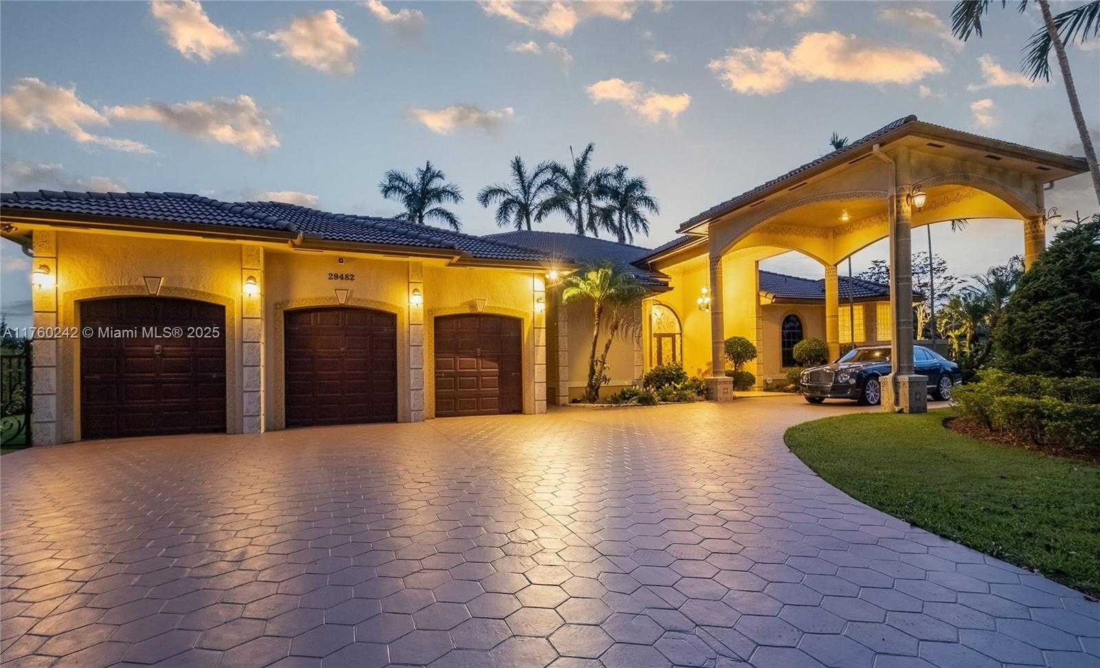 Small Image of 29482 SOUTH WEST 193RD CT, Homestead Number 26