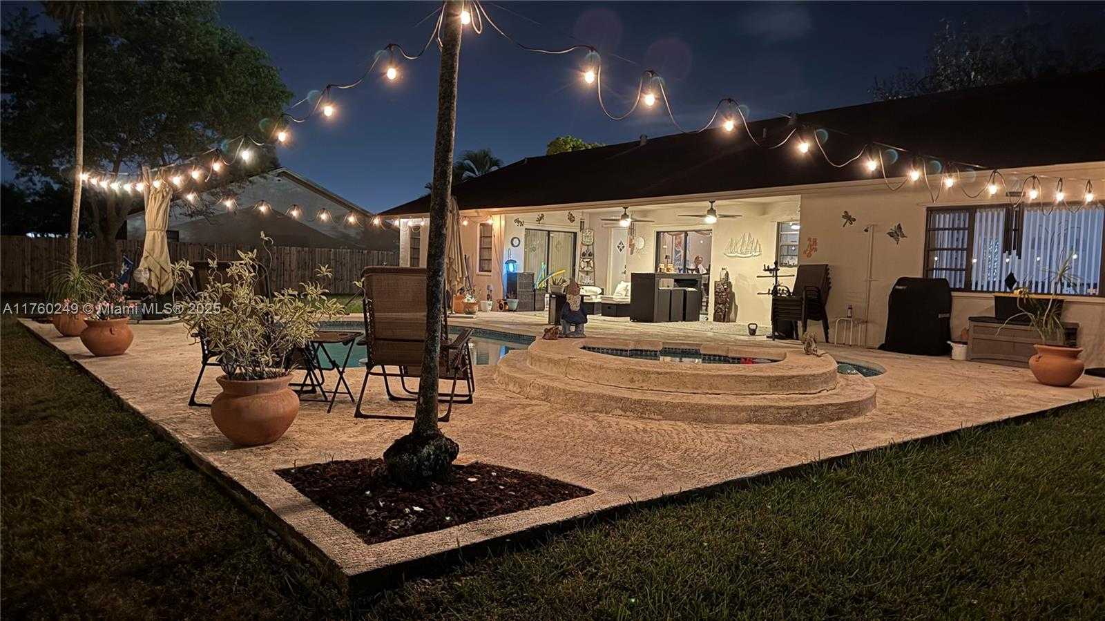 Small Image of 28601 SOUTH WEST 164TH AVE, Homestead Number 2
