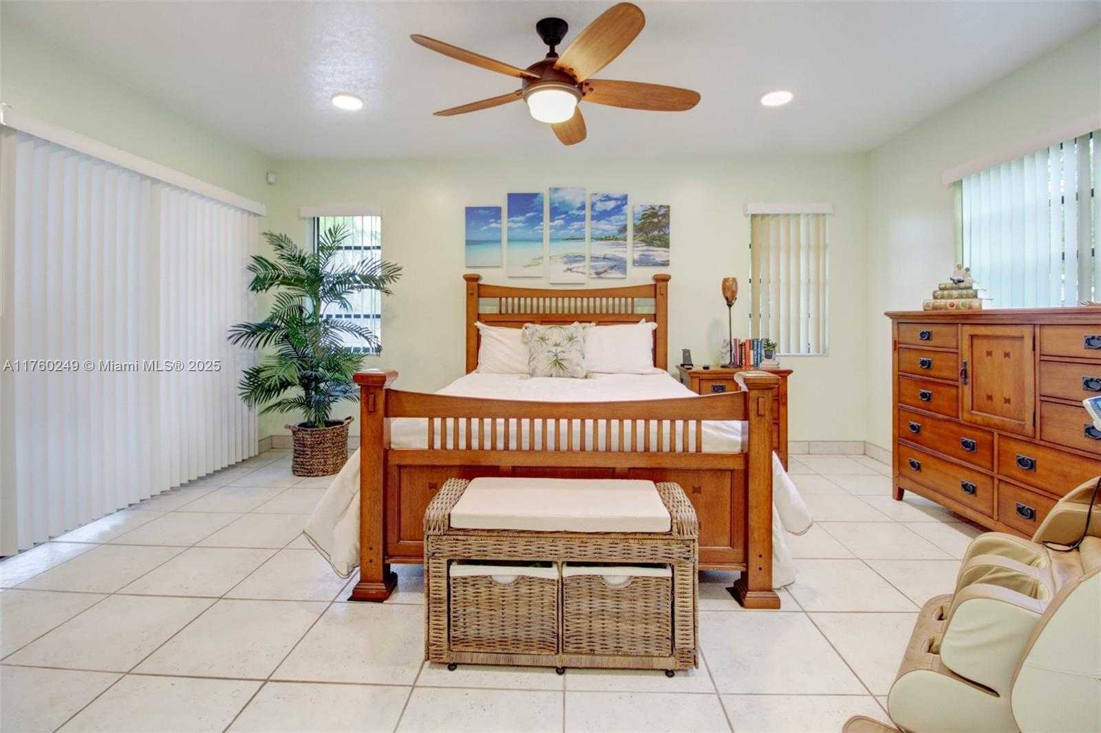 Small Image of 28601 SOUTH WEST 164TH AVE, Homestead Number 24