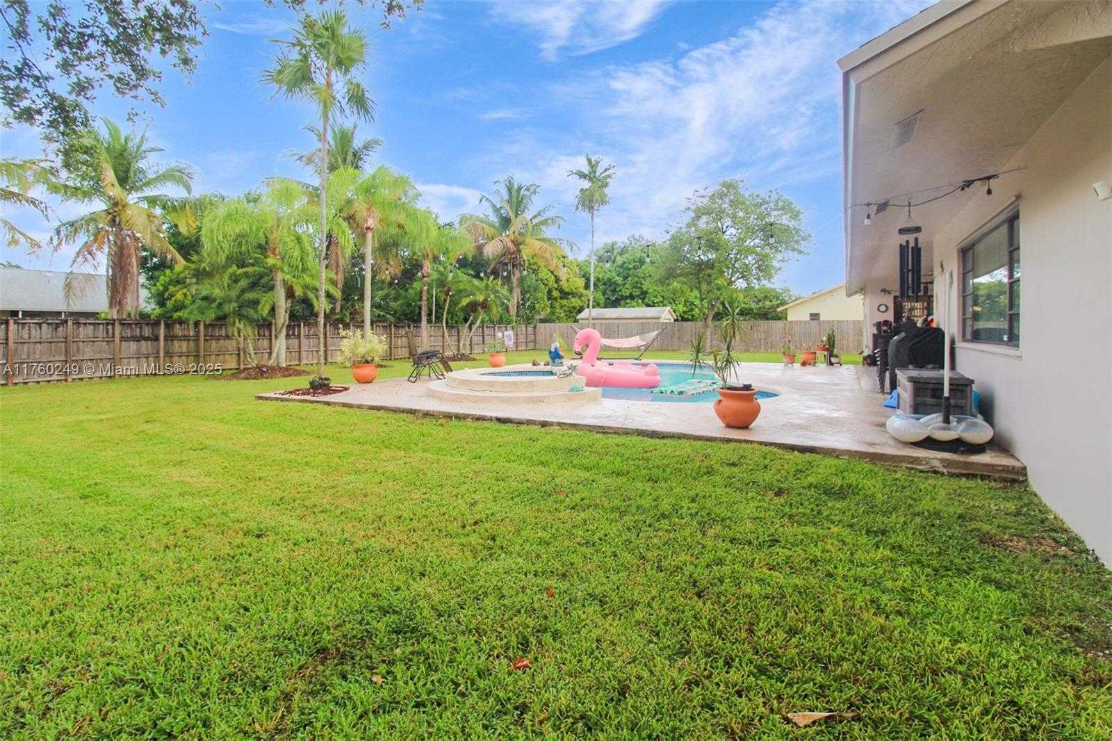 Small Image of 28601 SOUTH WEST 164TH AVE, Homestead Number 35