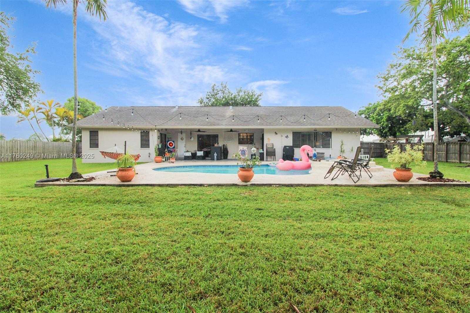 Small Image of 28601 SOUTH WEST 164TH AVE, Homestead Number 37