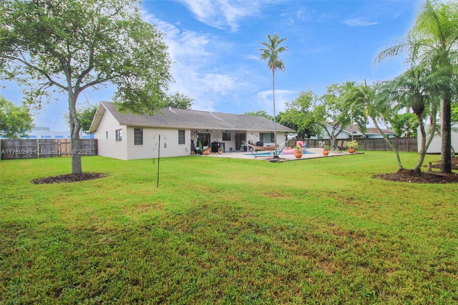 Small Image of 28601 SOUTH WEST 164TH AVE, Homestead Number 38