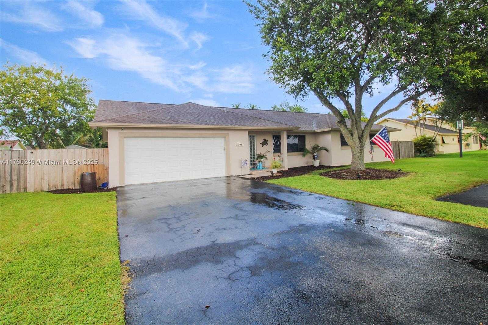 Small Image of 28601 SOUTH WEST 164TH AVE, Homestead Number 4