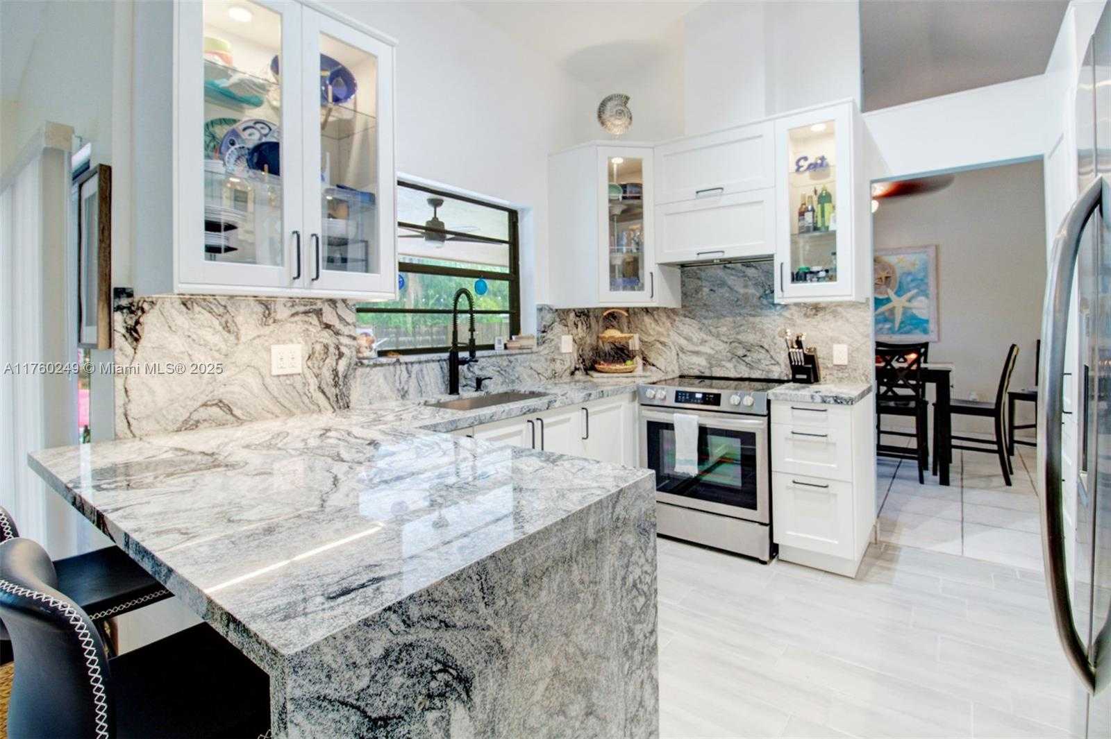 Small Image of 28601 SOUTH WEST 164TH AVE, Homestead Number 5