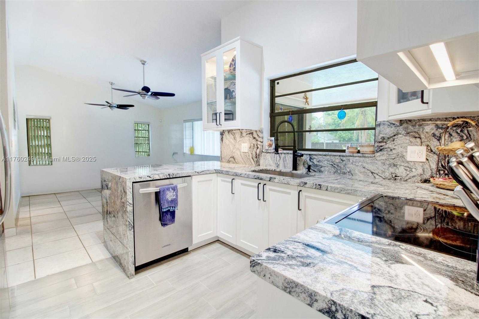 Small Image of 28601 SOUTH WEST 164TH AVE, Homestead Number 8