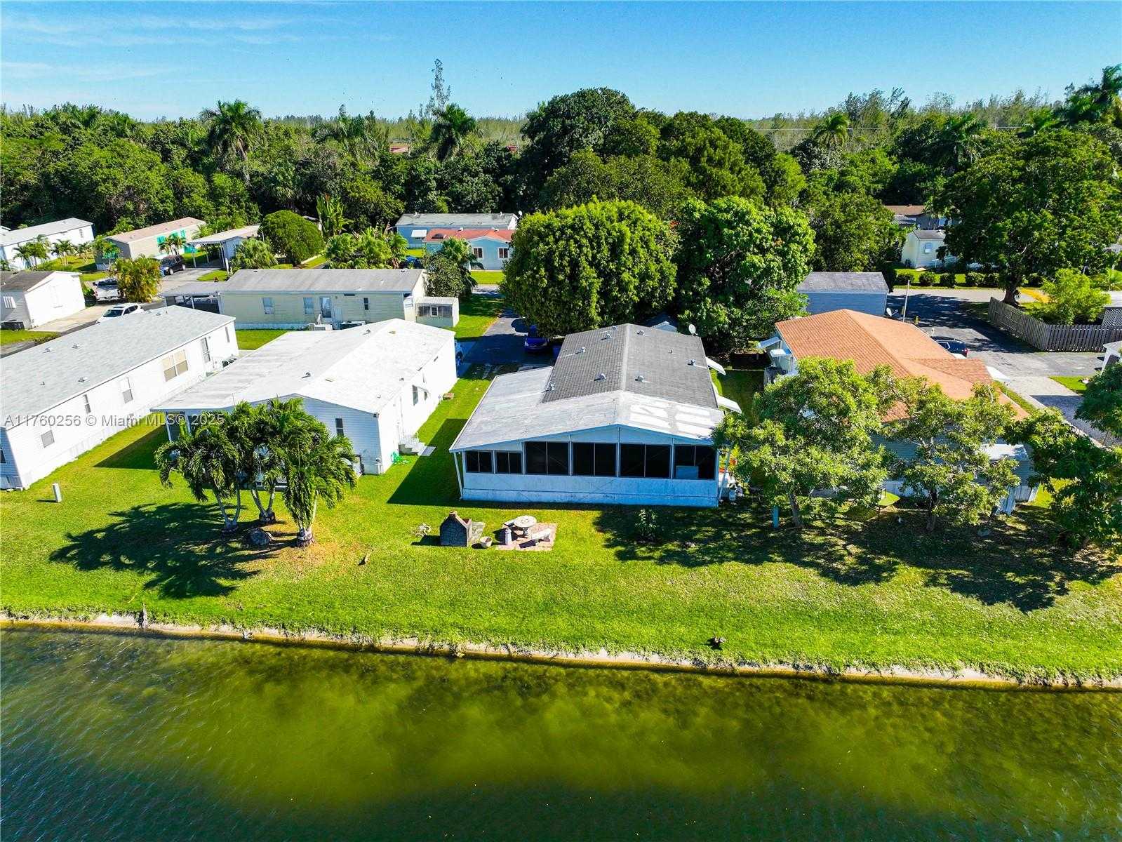 Small Image of 35250 SOUTH WEST 177TH CT LOT 48, Homestead Number 16
