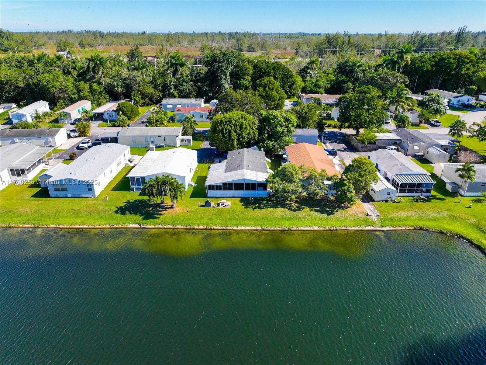 Small Image of 35250 SOUTH WEST 177TH CT LOT 48, Homestead Number 19