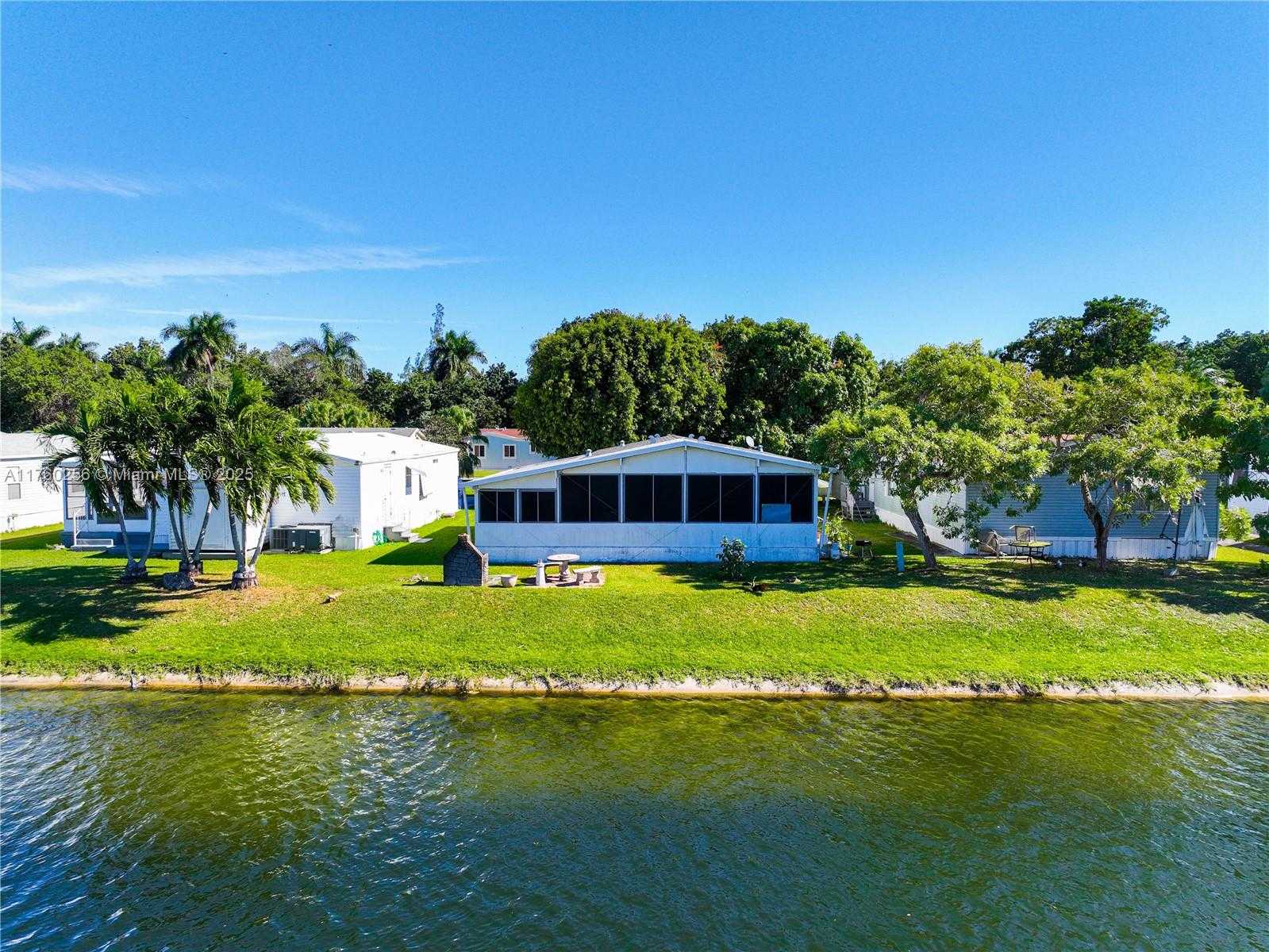 Small Image of 35250 SOUTH WEST 177TH CT LOT 48, Homestead Number 2