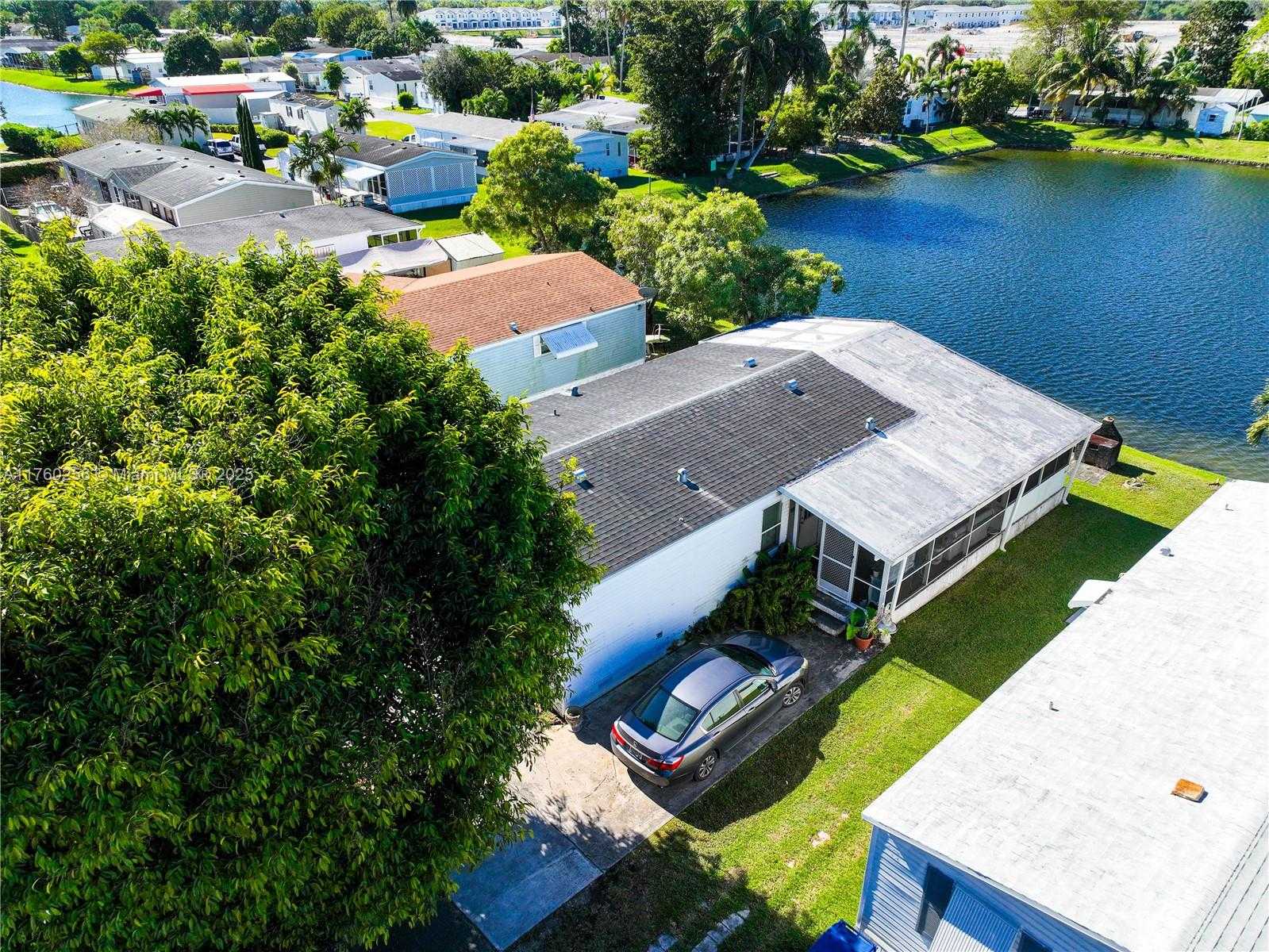 Small Image of 35250 SOUTH WEST 177TH CT LOT 48, Homestead Number 3
