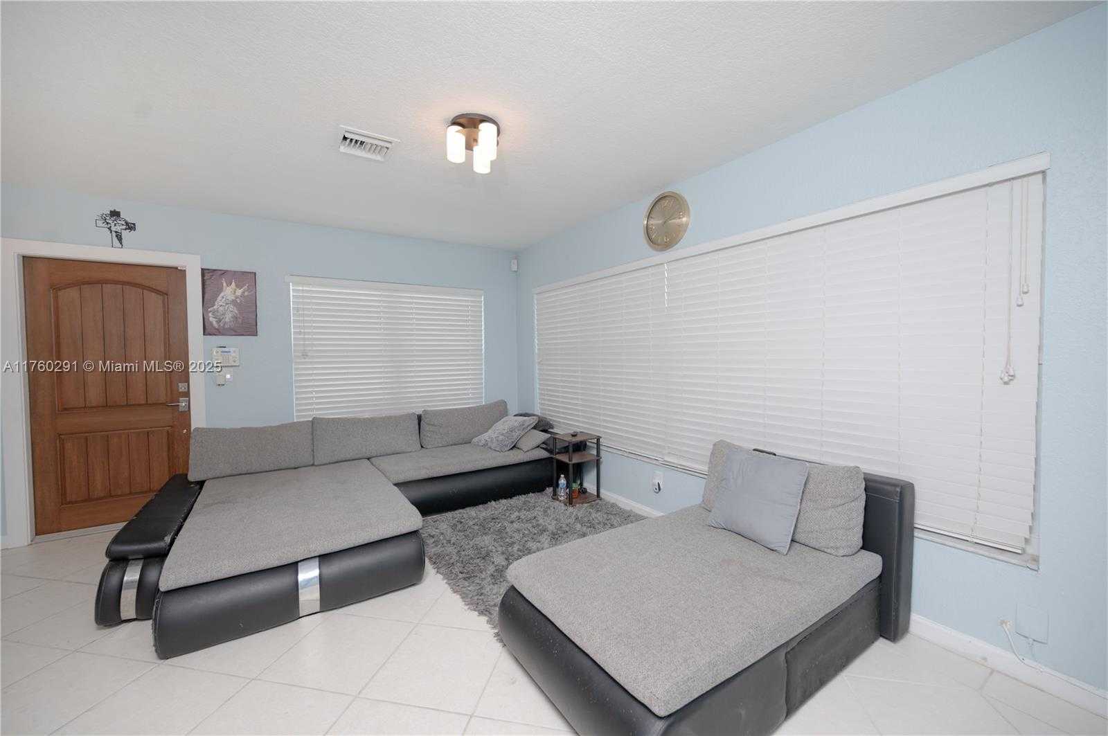 Small Image of 1301 NORTH WEST 45TH ST, Fort Lauderdale Number 2