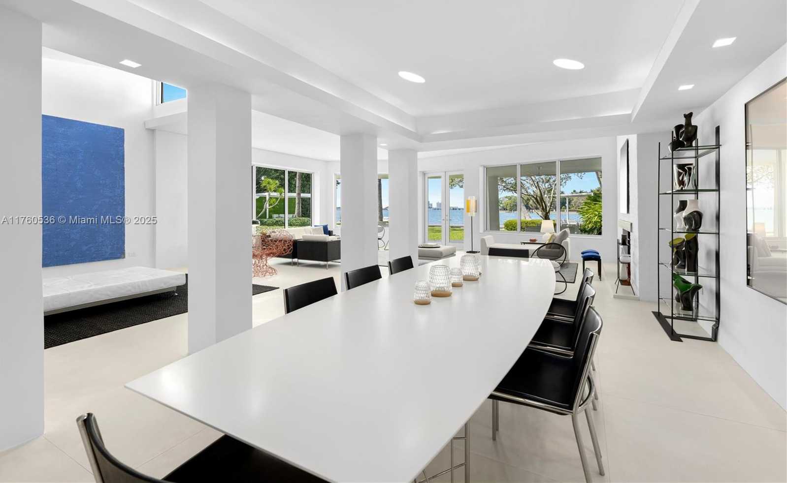 Small Image of 6380 NORTH BAY RD, Miami Beach Number 3