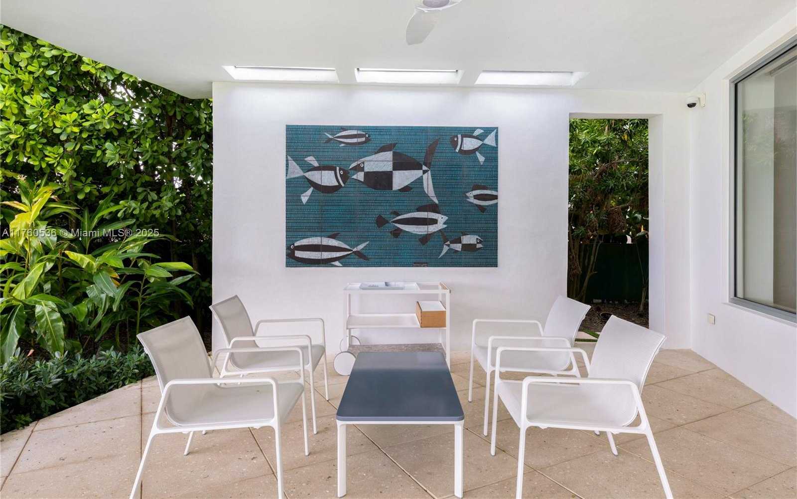 Small Image of 6380 NORTH BAY RD, Miami Beach Number 32
