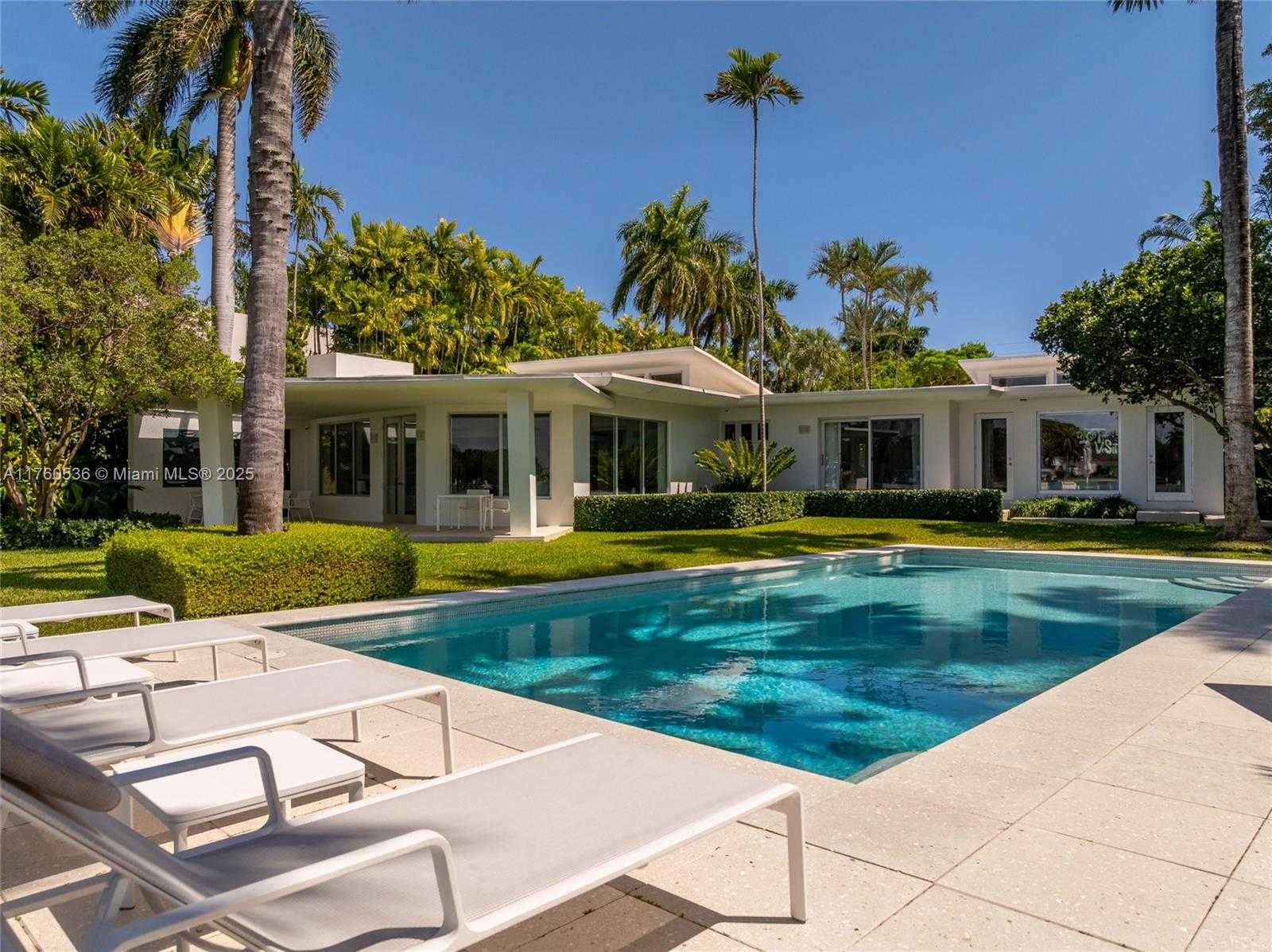 Small Image of 6380 NORTH BAY RD, Miami Beach Number 8