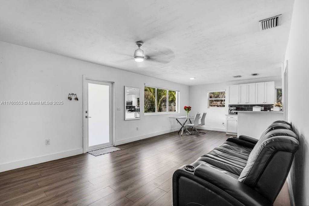 Small Image of 14870 SOUTH WEST 297TH ST, Homestead Number 3