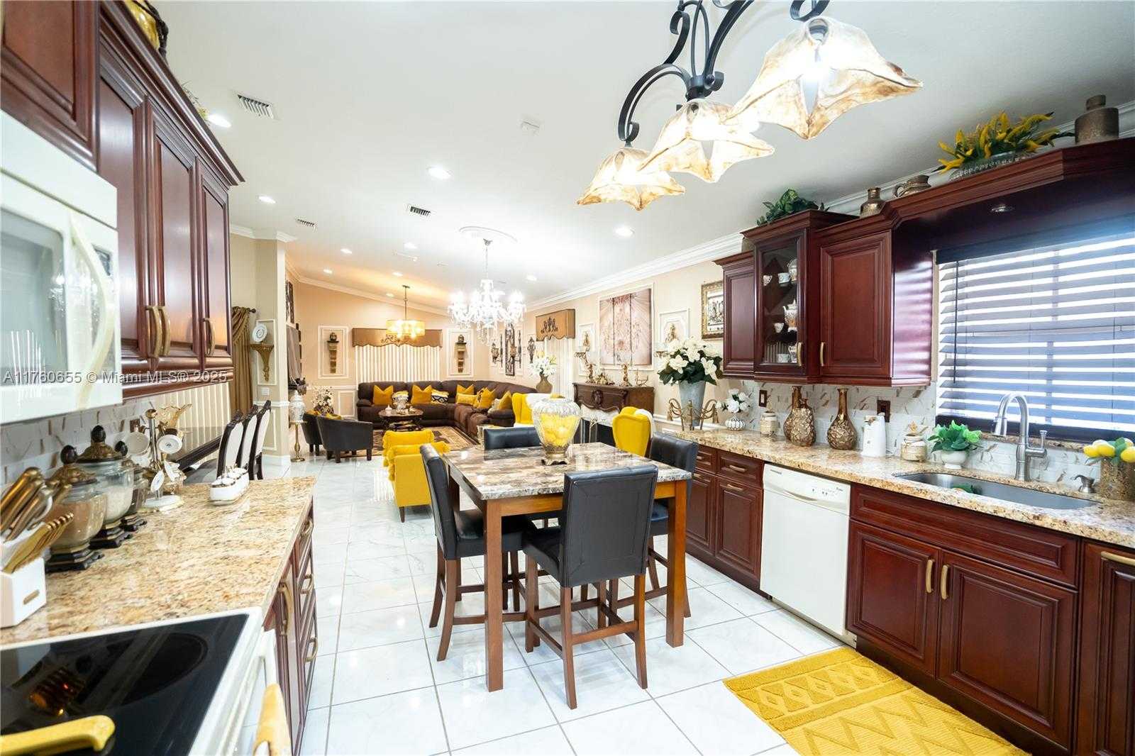 Small Image of 13089 SOUTH WEST 49TH CT, Miramar Number 29