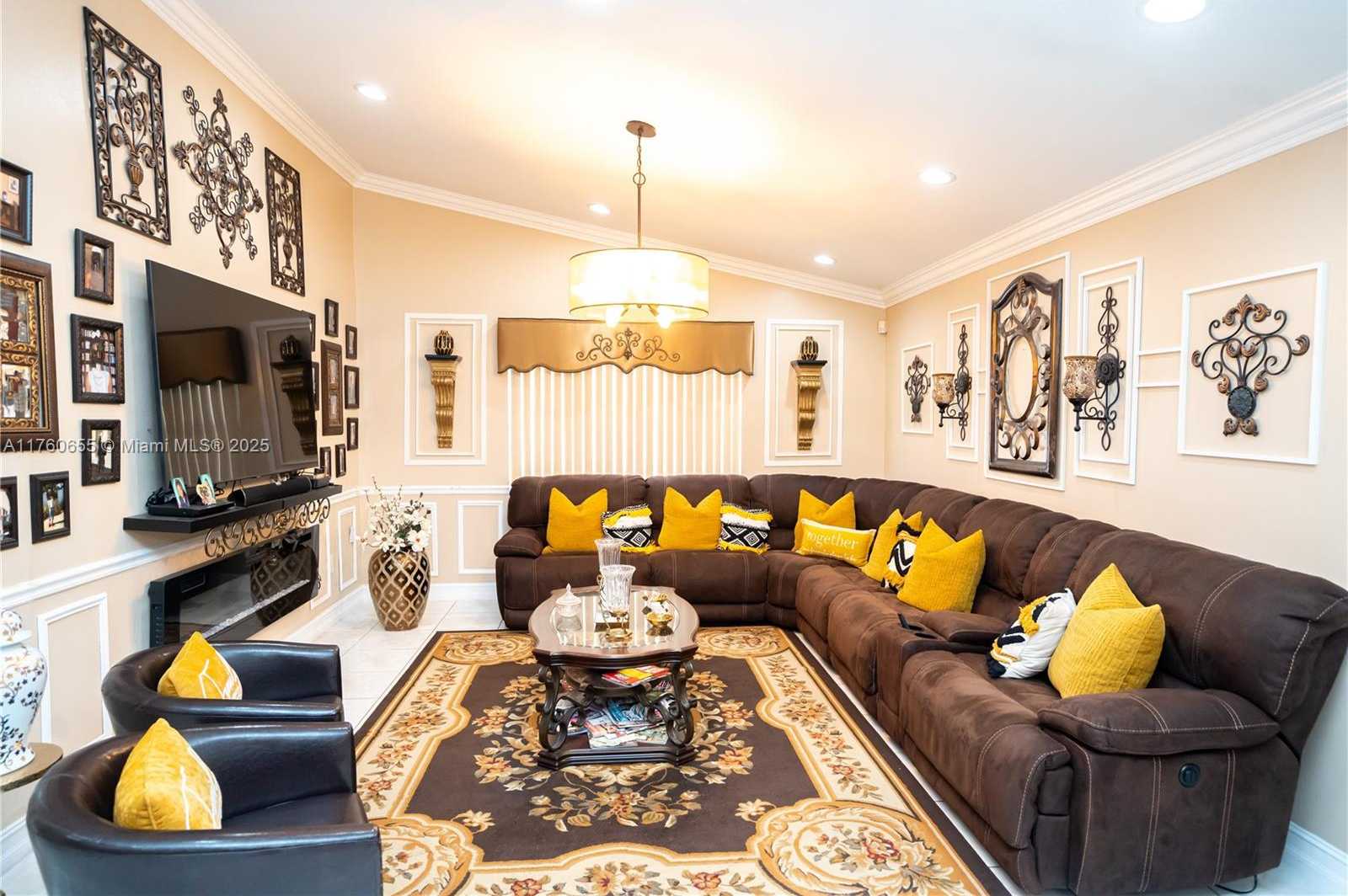 Small Image of 13089 SOUTH WEST 49TH CT, Miramar Number 32