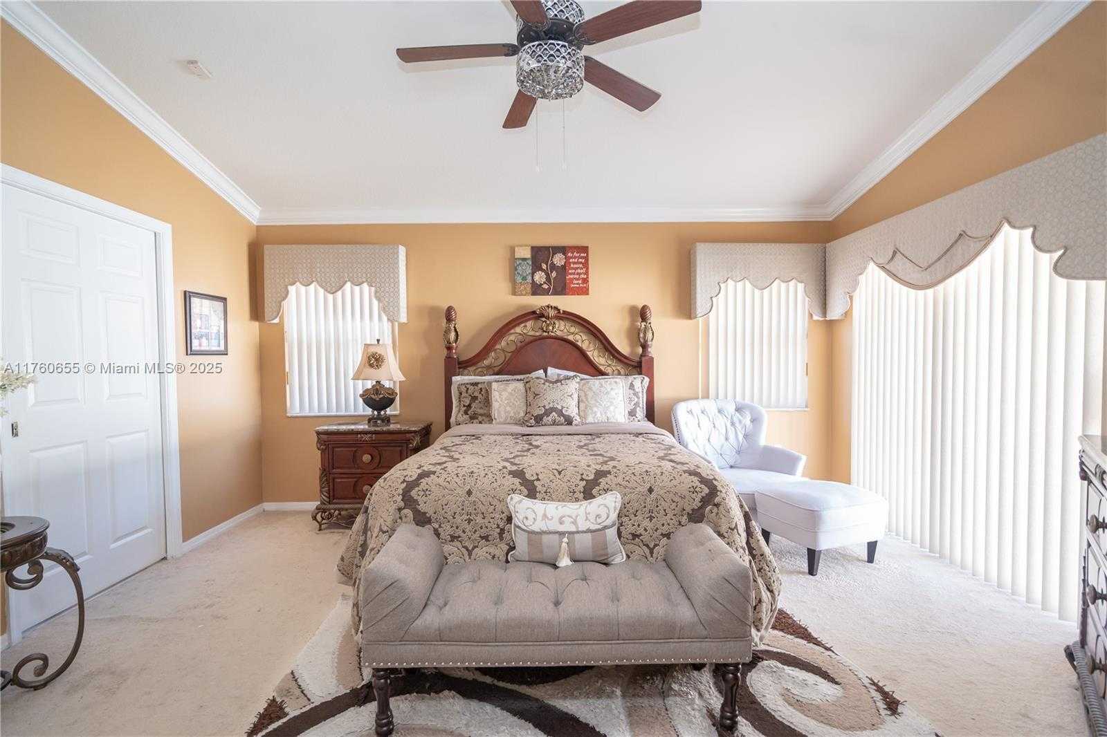 Small Image of 13089 SOUTH WEST 49TH CT, Miramar Number 36