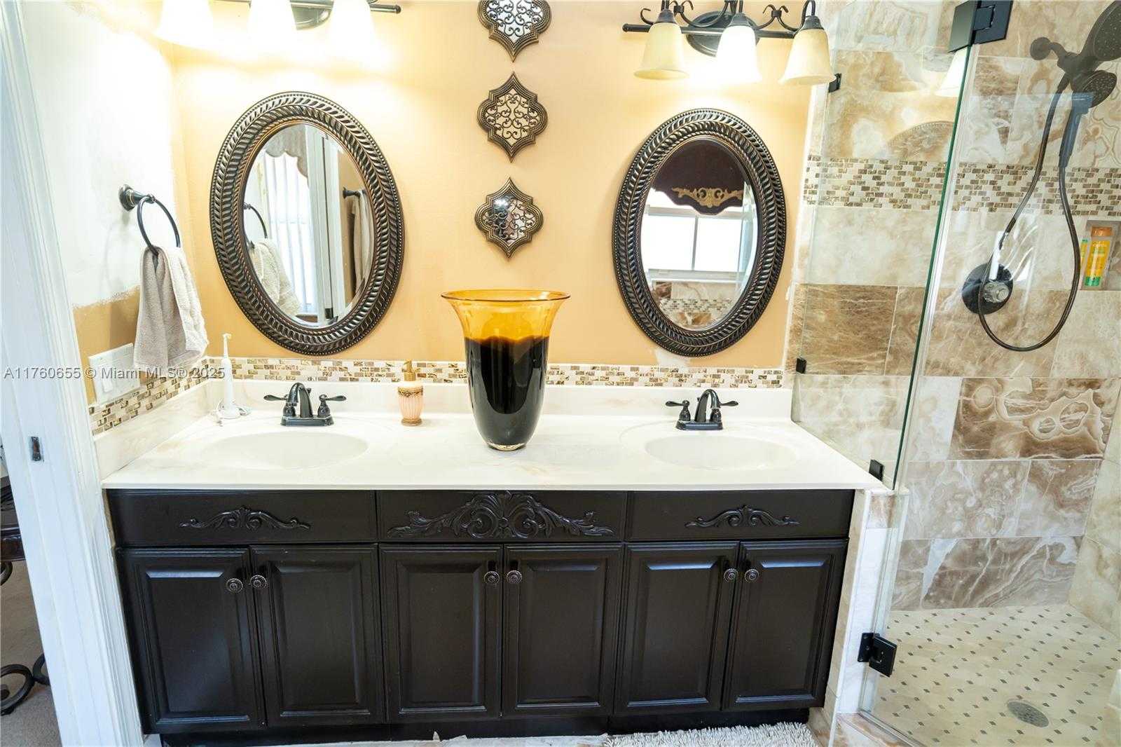 Small Image of 13089 SOUTH WEST 49TH CT, Miramar Number 39