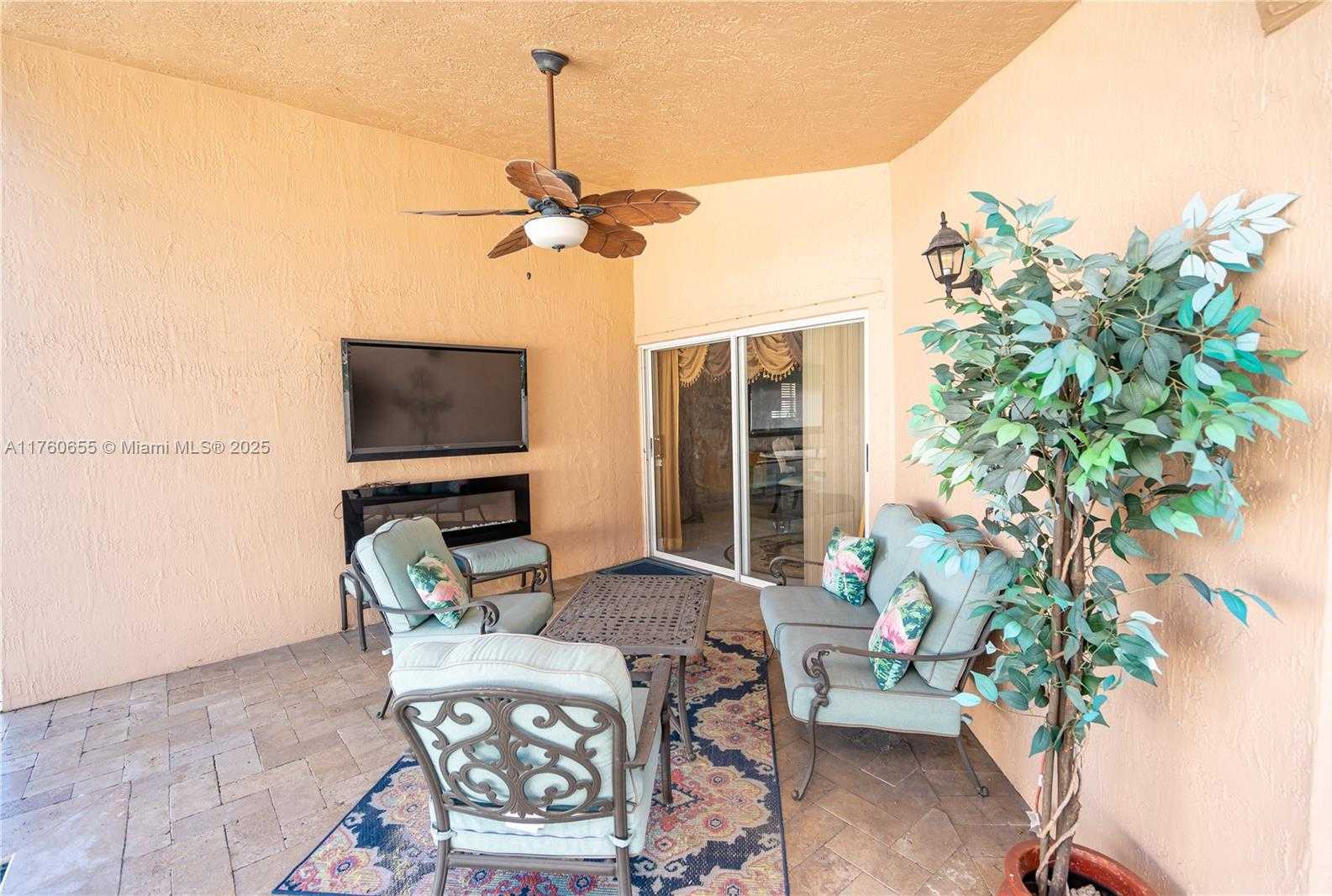Small Image of 13089 SOUTH WEST 49TH CT, Miramar Number 41
