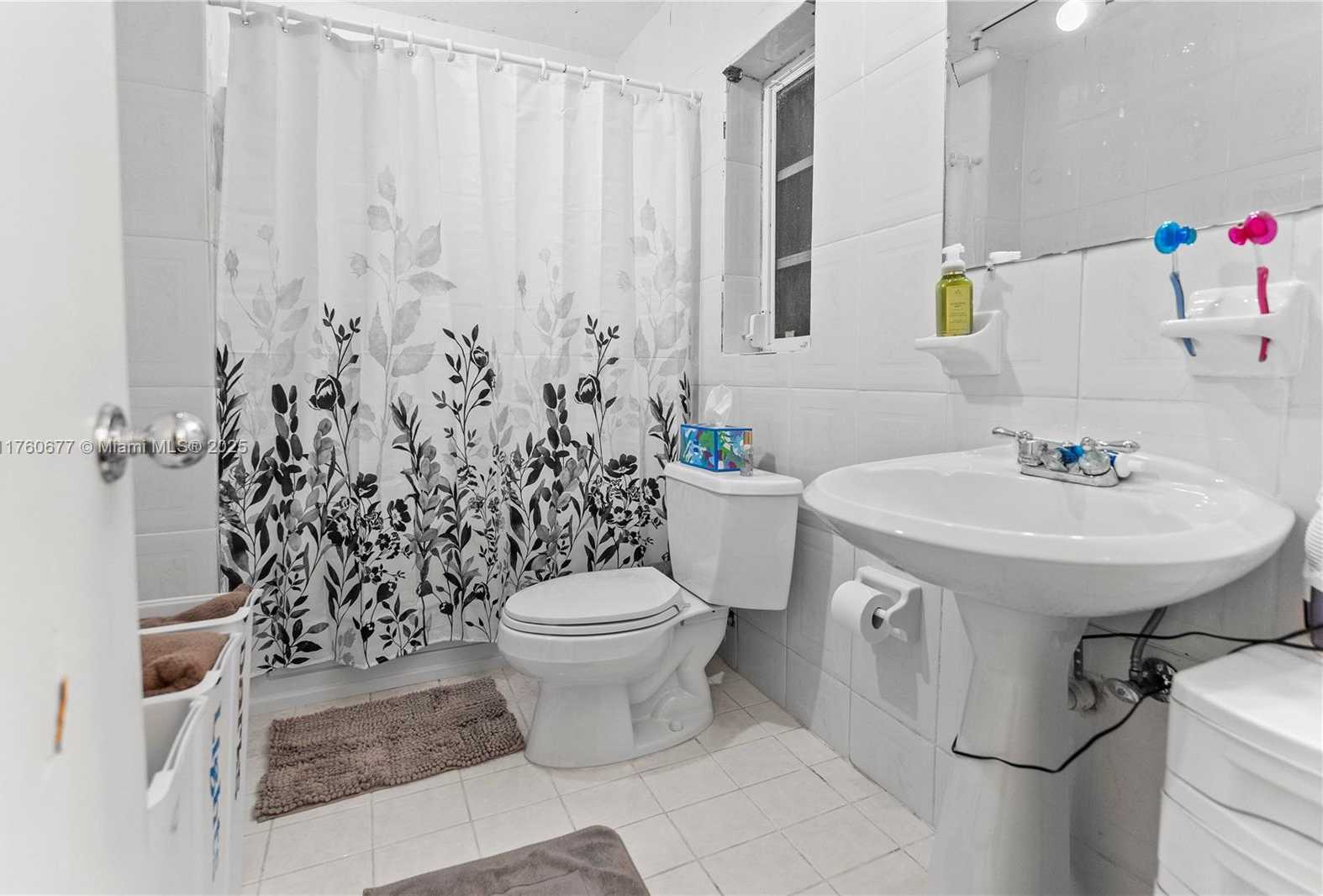 Small Image of 18200 SOUTH WEST 86TH AVE, Palmetto Bay Number 23