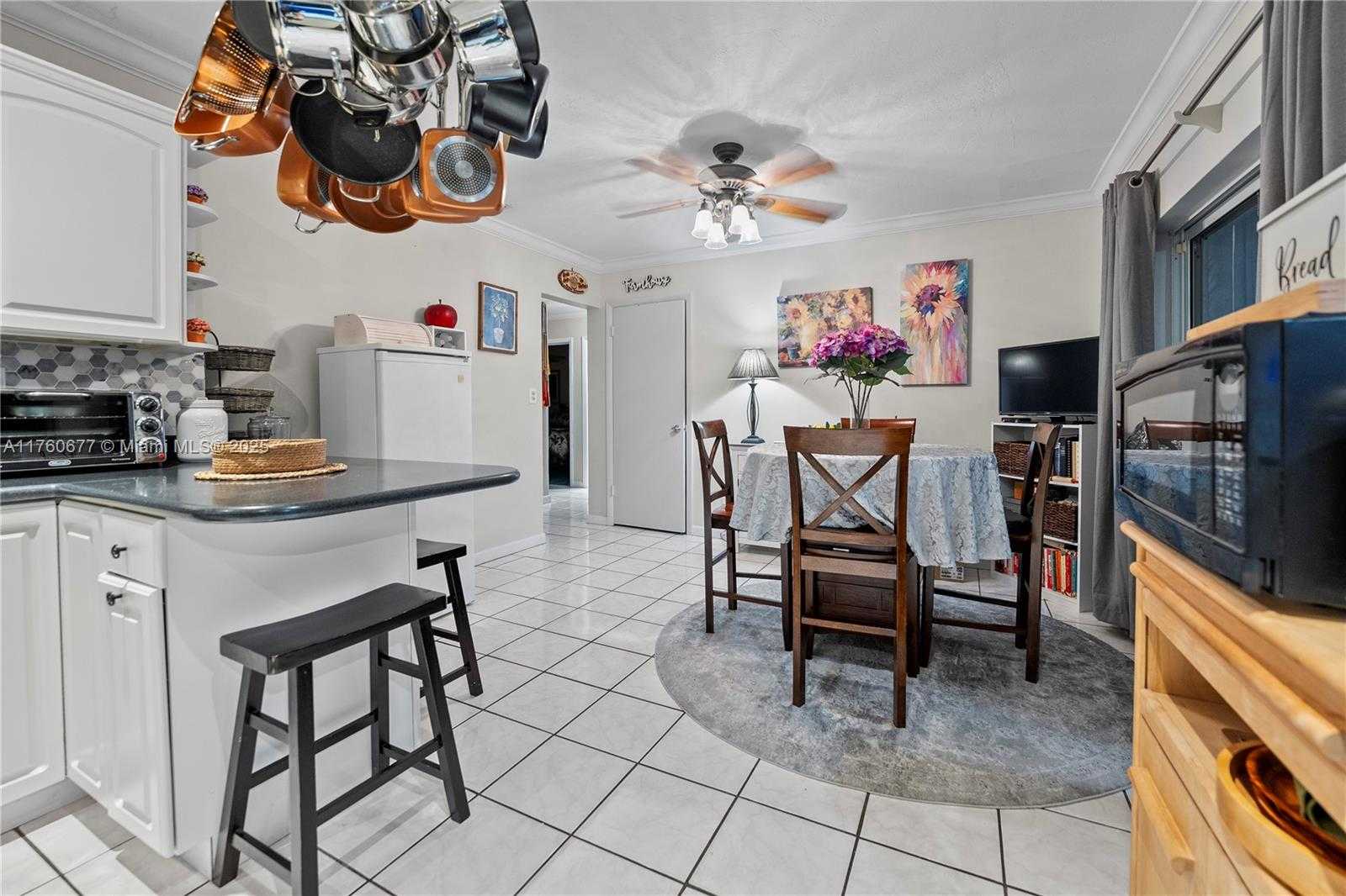 Small Image of 18200 SOUTH WEST 86TH AVE, Palmetto Bay Number 24