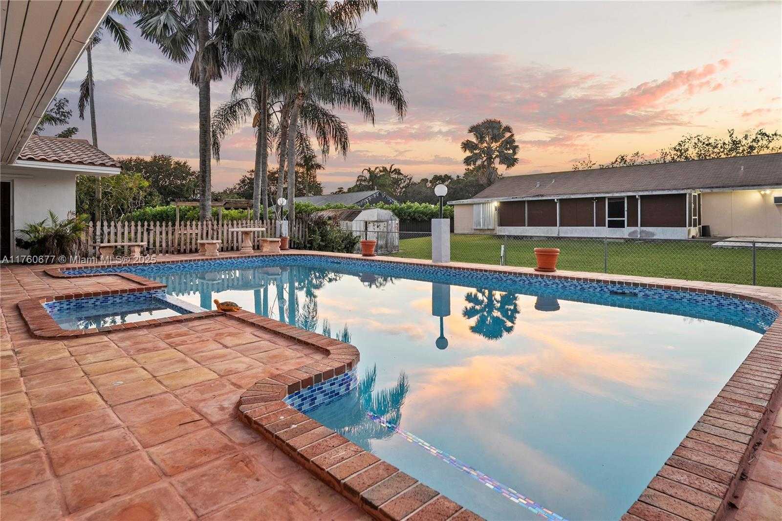 Small Image of 18200 SOUTH WEST 86TH AVE, Palmetto Bay Number 41