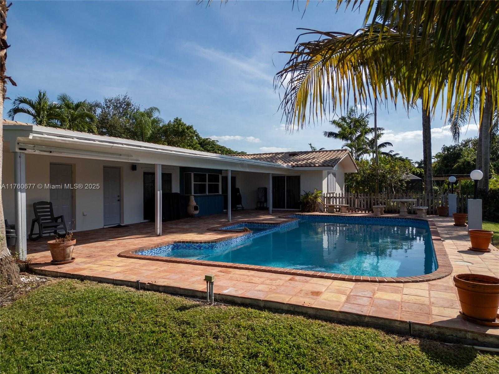 Small Image of 18200 SOUTH WEST 86TH AVE, Palmetto Bay Number 44