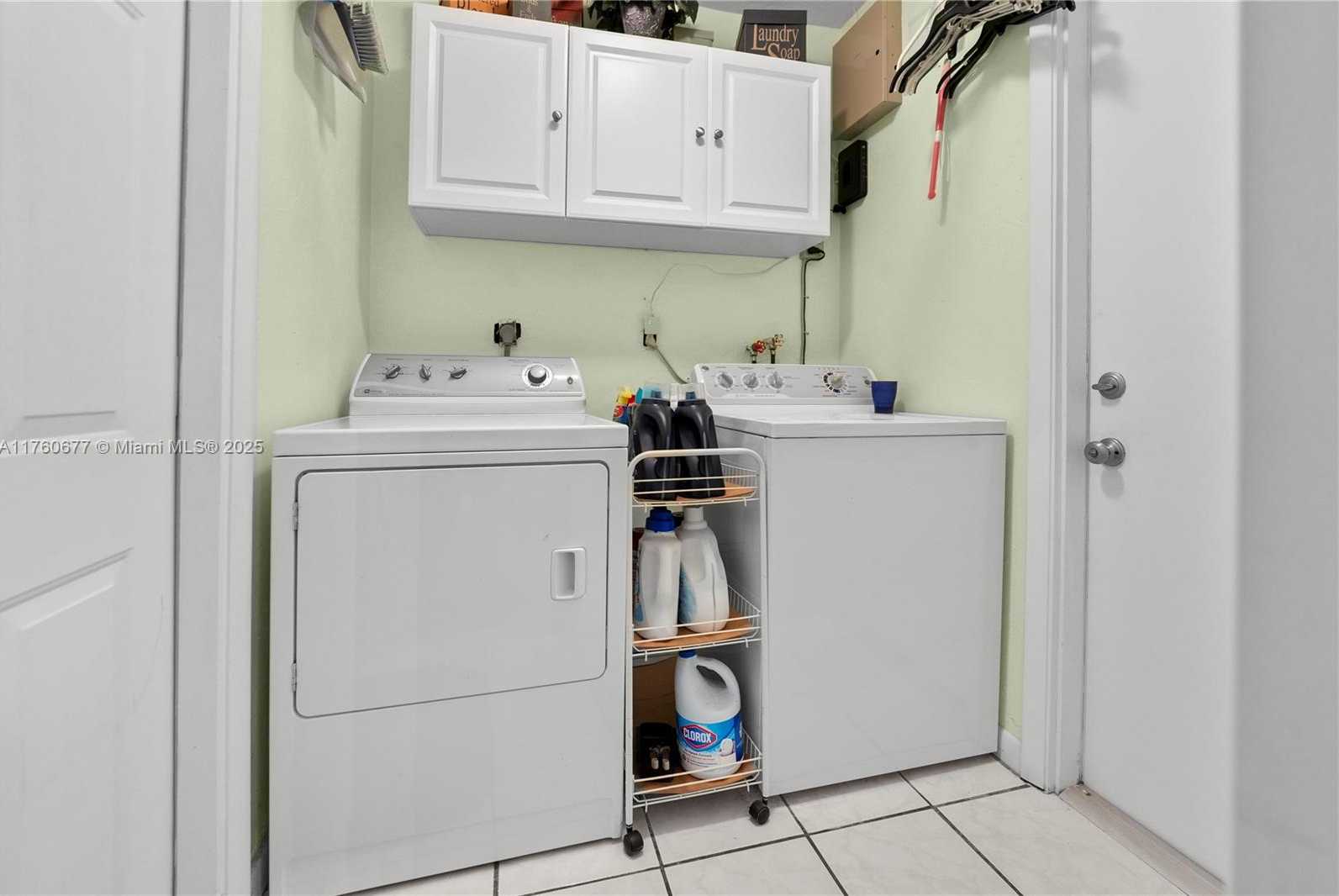 Small Image of 18200 SOUTH WEST 86TH AVE, Palmetto Bay Number 45