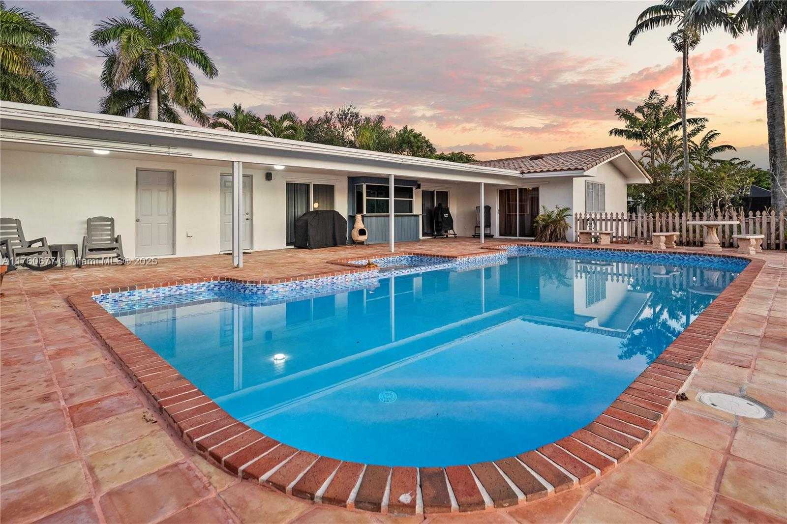 Small Image of 18200 SOUTH WEST 86TH AVE, Palmetto Bay Number 7