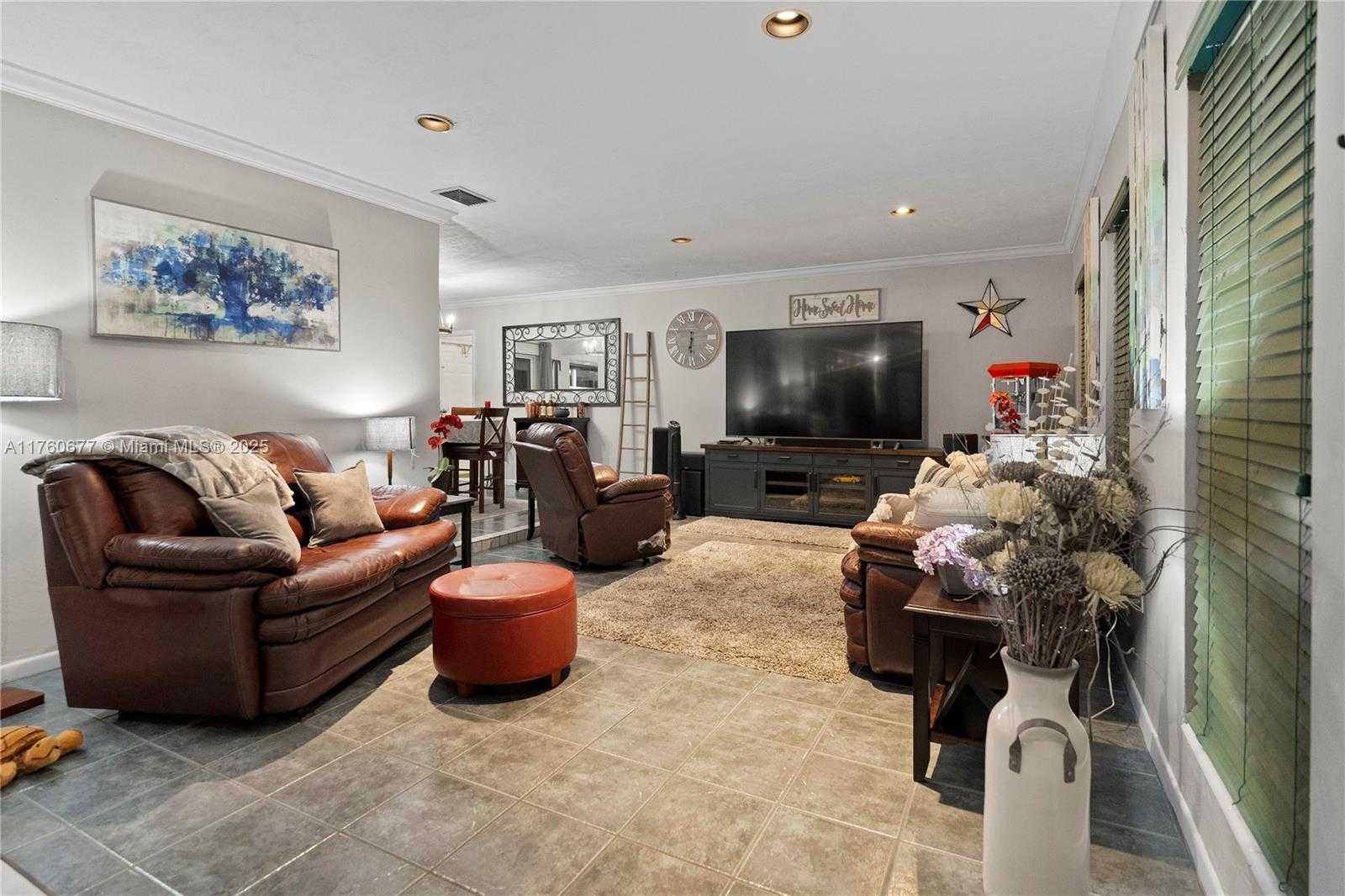Small Image of 18200 SOUTH WEST 86TH AVE, Palmetto Bay Number 8