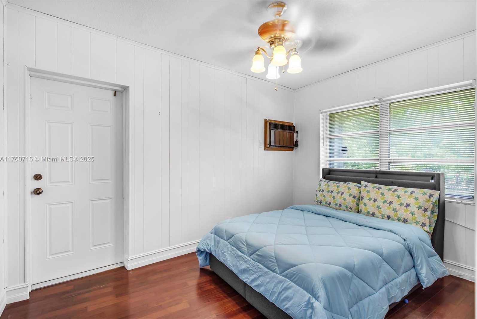 Small Image of 4704 BAYBERRY LN, Tamarac Number 21