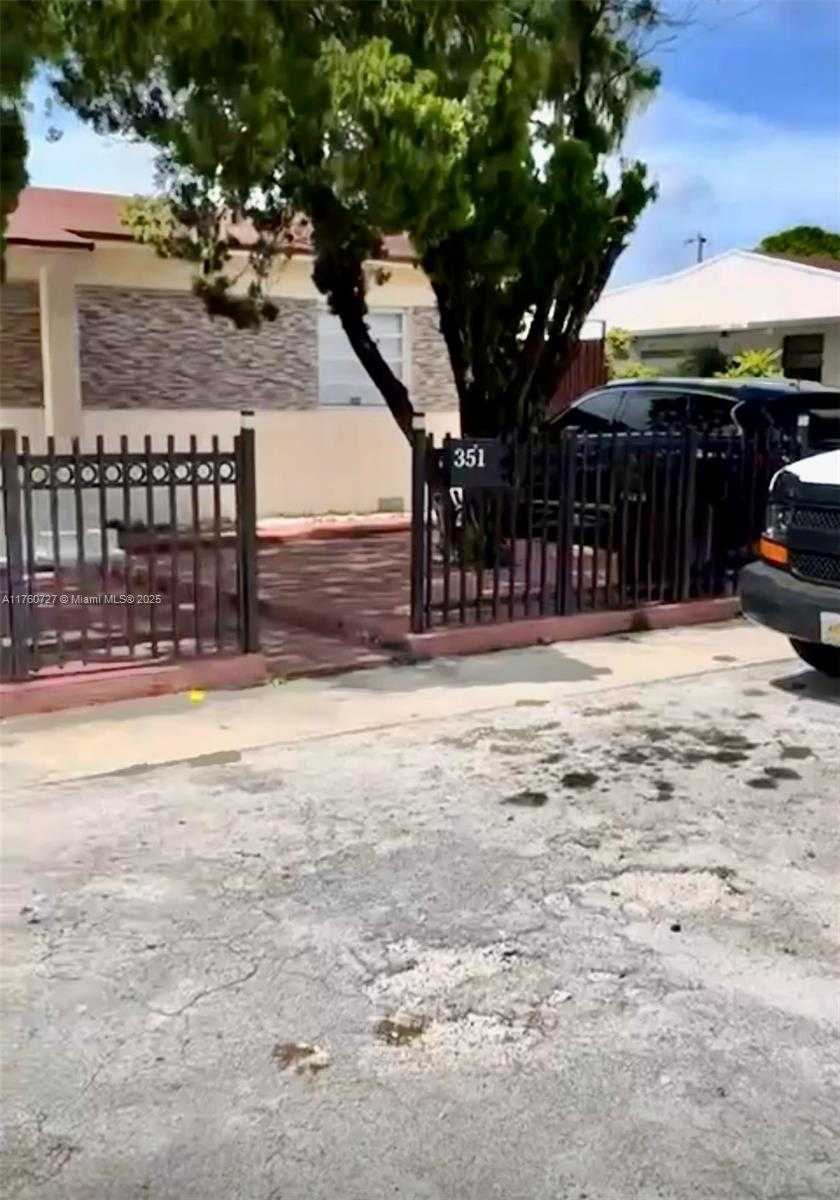 Small Image of 351 EAST 35TH ST, Hialeah Number 2