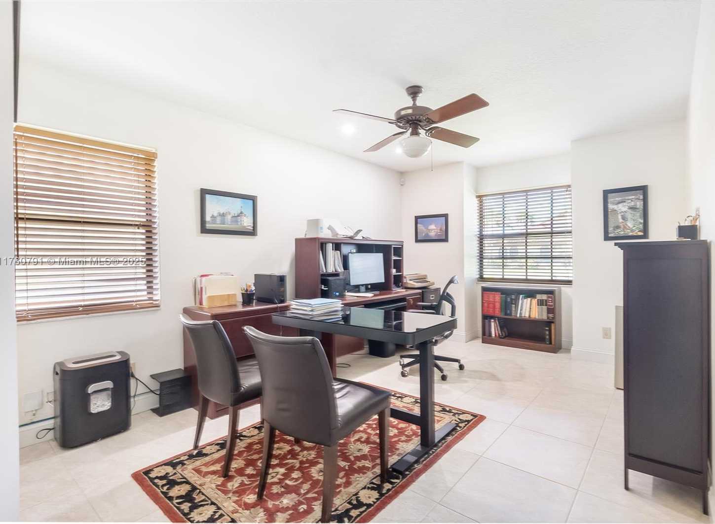 Small Image of 1520 EAST OAK KNOLL CIR, Davie Number 34
