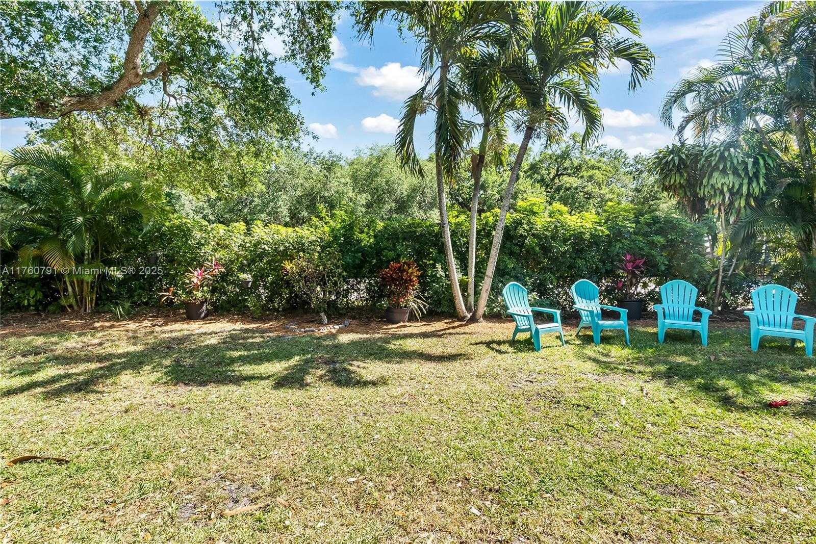Small Image of 1520 EAST OAK KNOLL CIR, Davie Number 45
