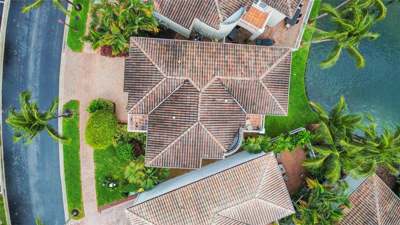 Small Image of 21025 NORTH EAST 31ST AVE, Aventura Number 2