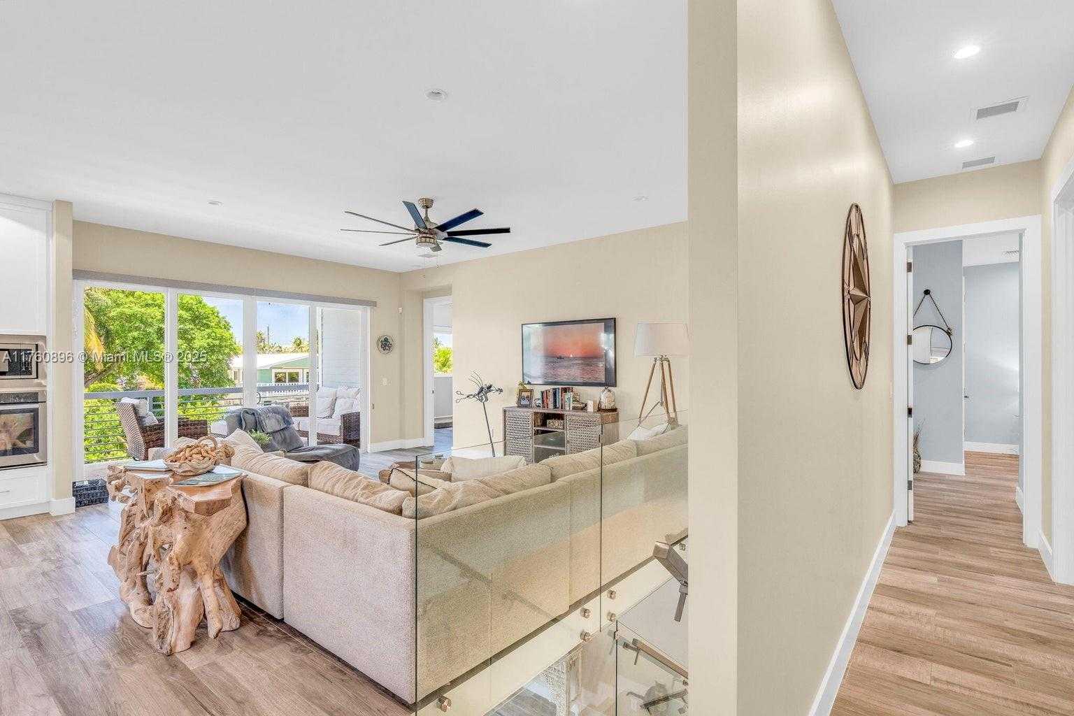 Small Image of 145 VENETIAN DRIVE, Islamorada Number 16