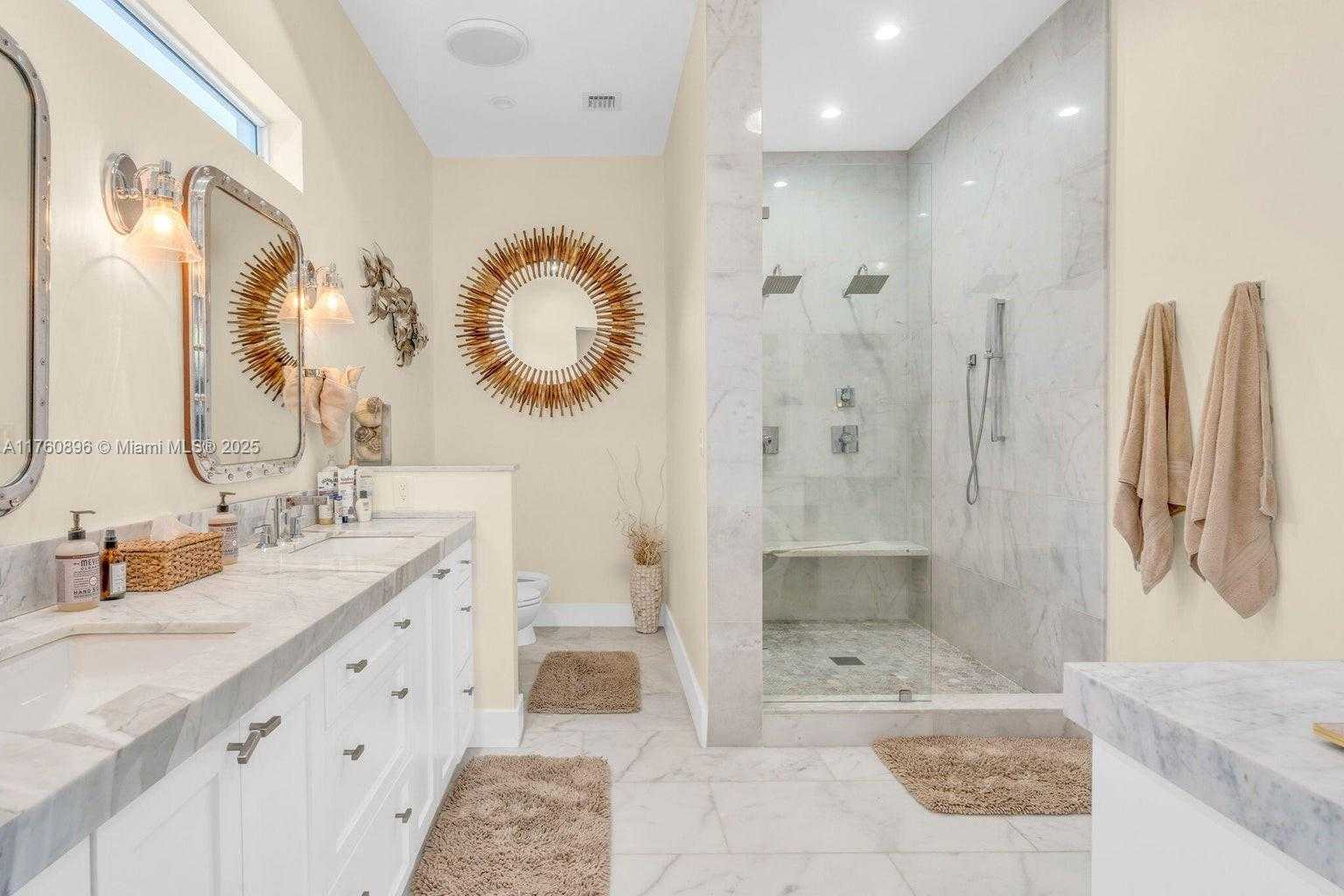 Small Image of 145 VENETIAN DRIVE, Islamorada Number 24